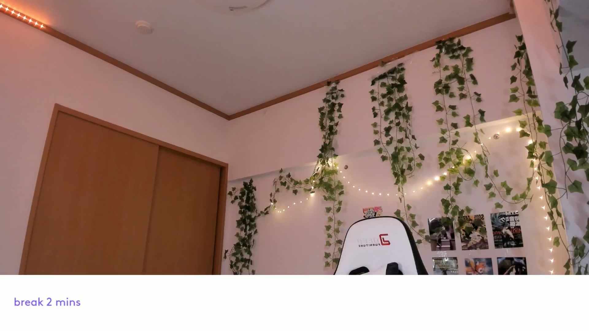 Gallery image thumbnail from Its_Nokia's myfreecams stream on, 03/19/2026, 07:59 image 2 of 20