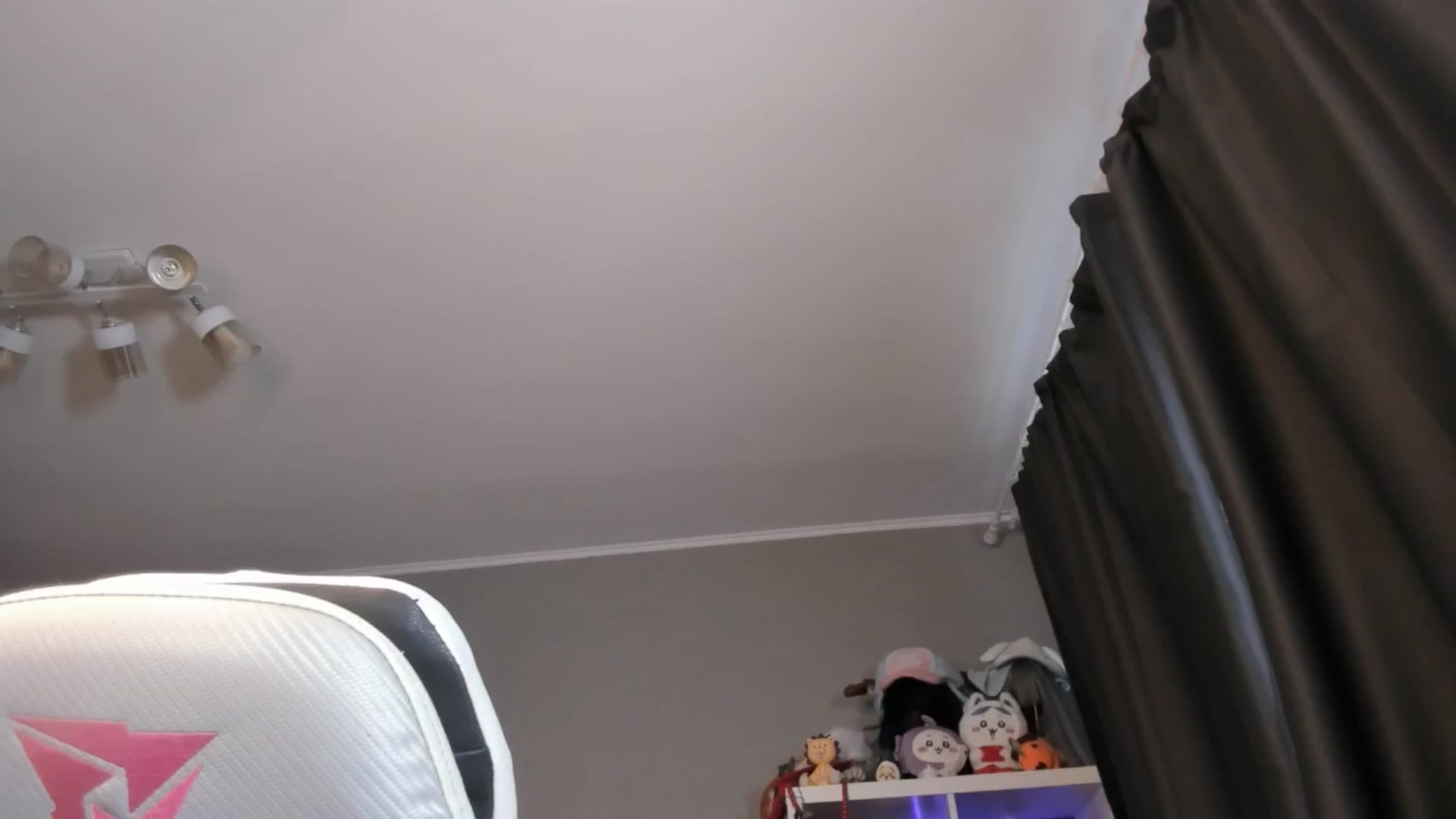 Gallery image thumbnail from Its_Nokia's myfreecams stream on, 04/19/2026, 08:56 image 8 of 20