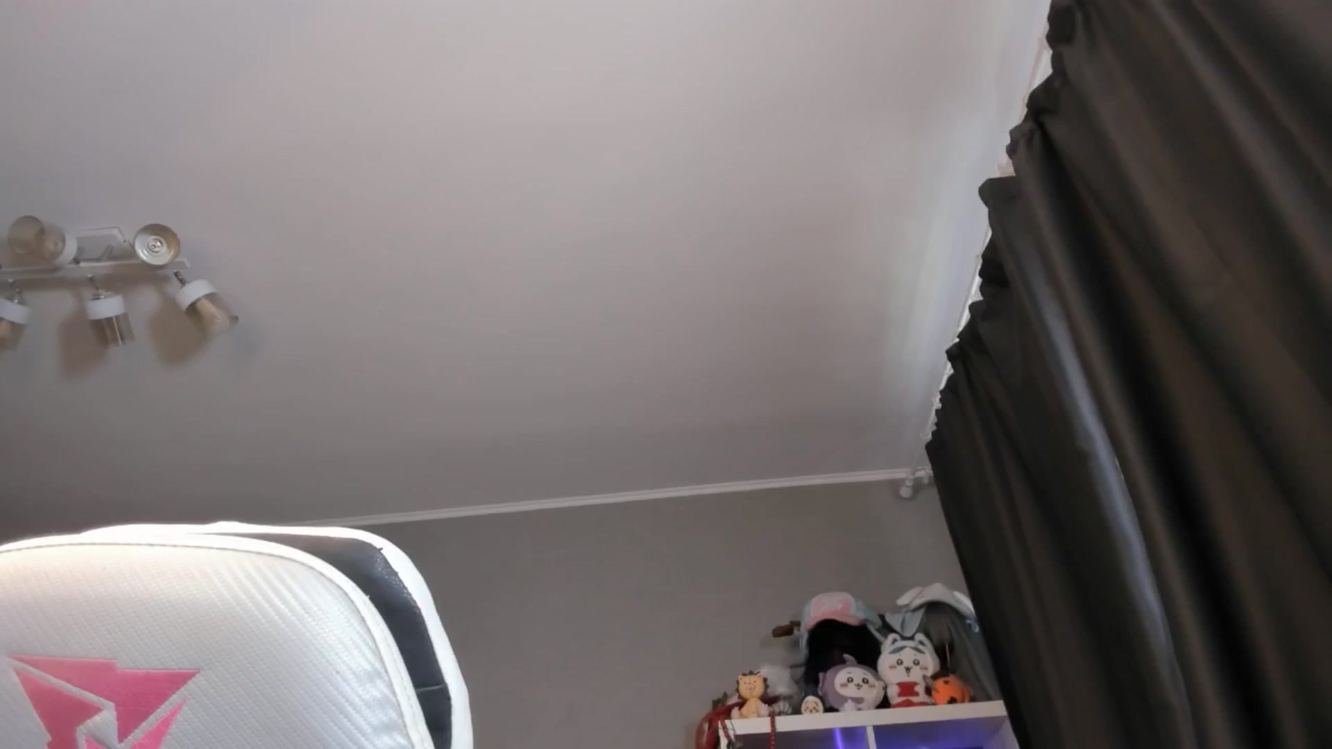 Gallery image thumbnail from Its_Nokia's myfreecams stream on, 04/19/2026, 08:56 image 7 of 20