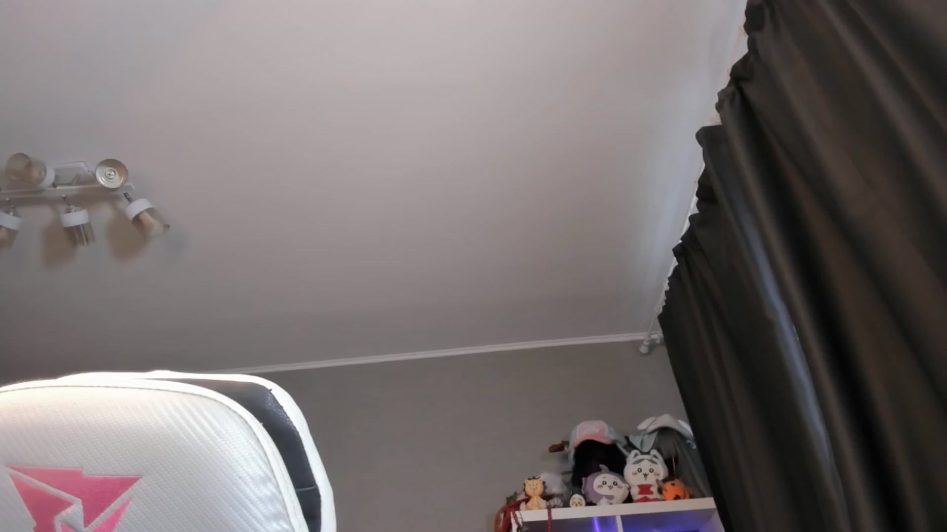 Gallery image thumbnail from Its_Nokia's myfreecams stream on, 04/19/2026, 08:56 image 4 of 20