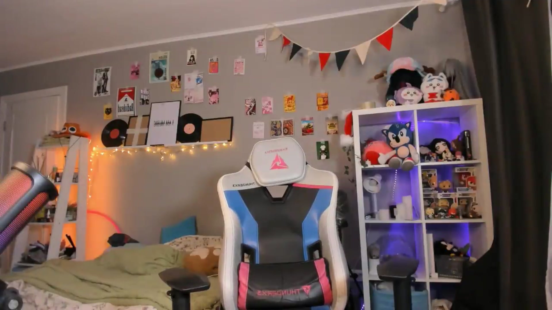 Gallery image thumbnail from Its_Nokia's myfreecams stream on, 05/10/2026, 10:07 image 14 of 20