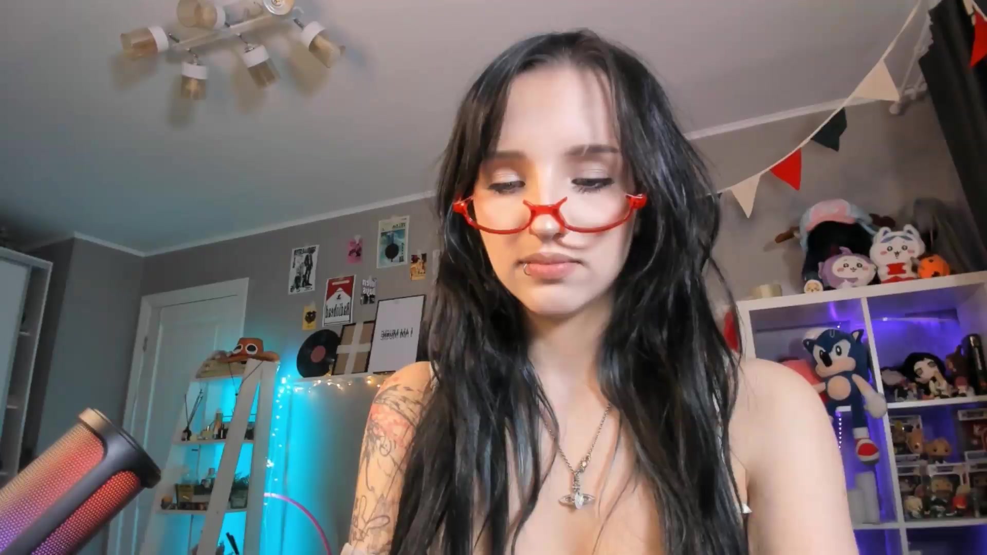 Gallery image thumbnail from Its_Nokia's myfreecams stream on, 05/15/2026, 08:37 image 15 of 20