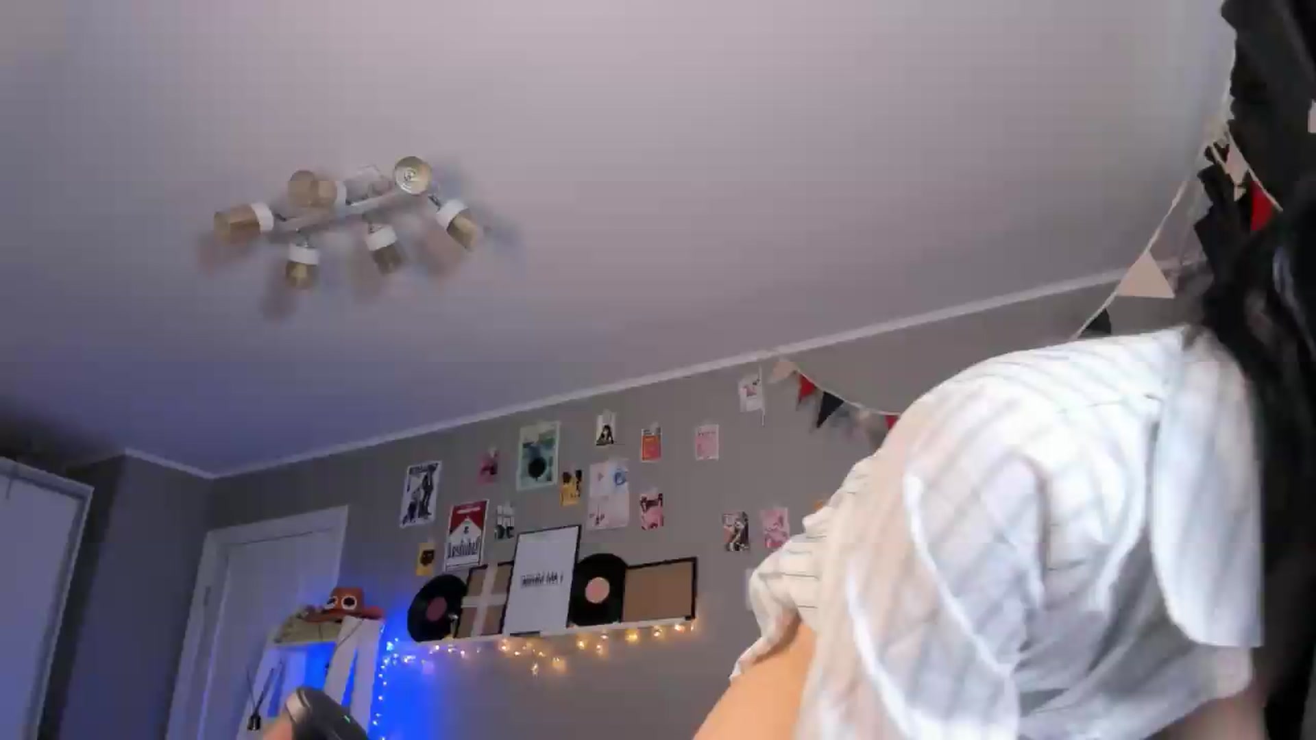 Gallery image thumbnail from Its_Nokia's myfreecams stream on, 05/19/2026, 08:27 image 18 of 20