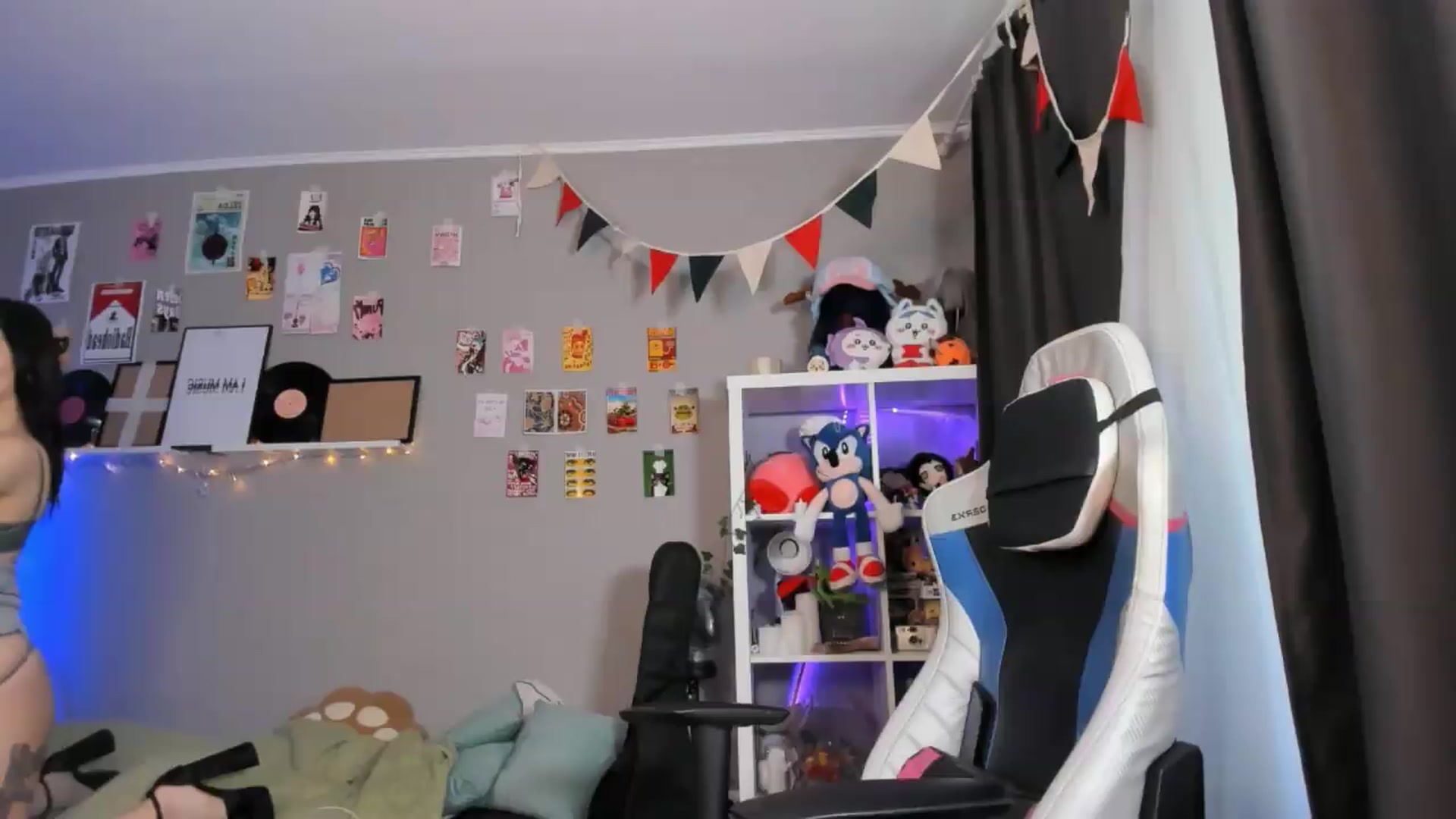 Gallery image thumbnail from Its_Nokia's myfreecams stream on, 05/27/2026, 09:46 image 3 of 20