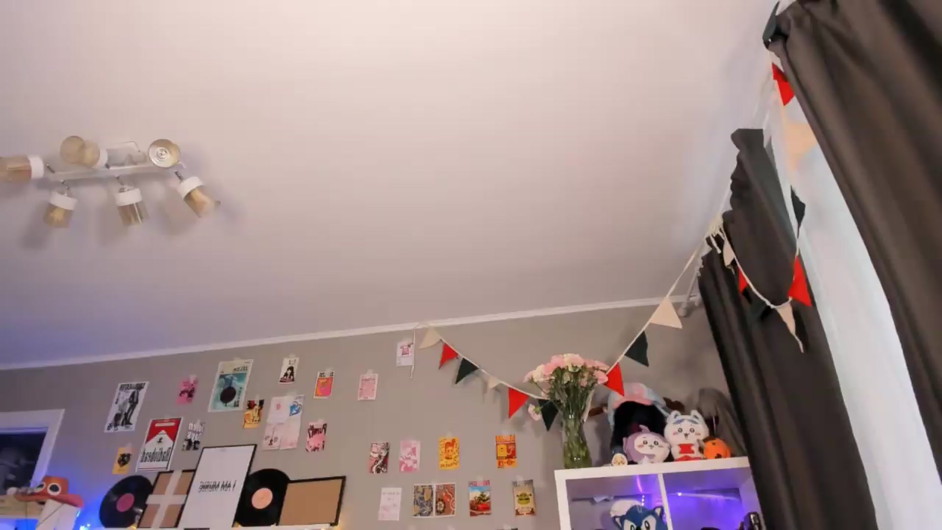 Gallery image thumbnail from Its_Nokia's myfreecams stream on, 05/31/2026, 10:04 image 6 of 20