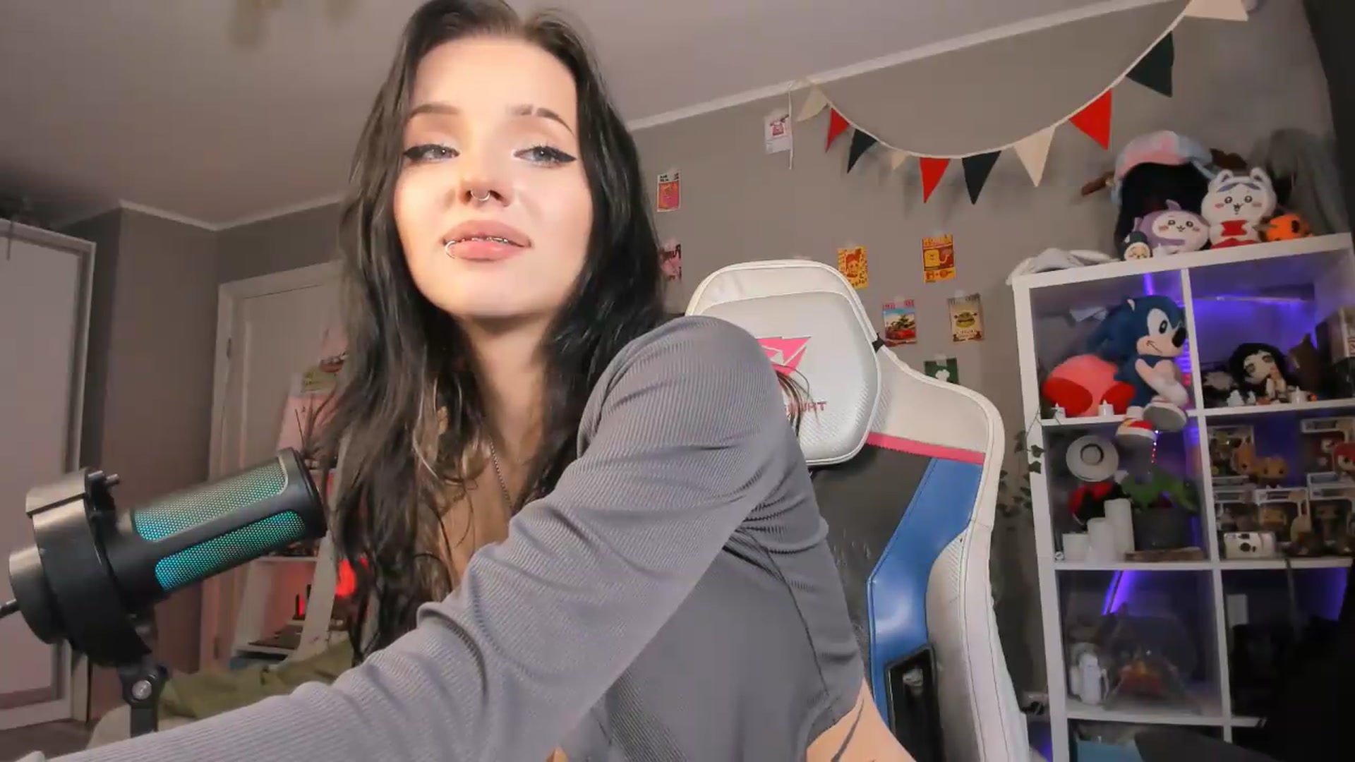 Gallery image thumbnail from Its_Nokia's myfreecams stream on, 06/19/2026, 10:05 image 20 of 20