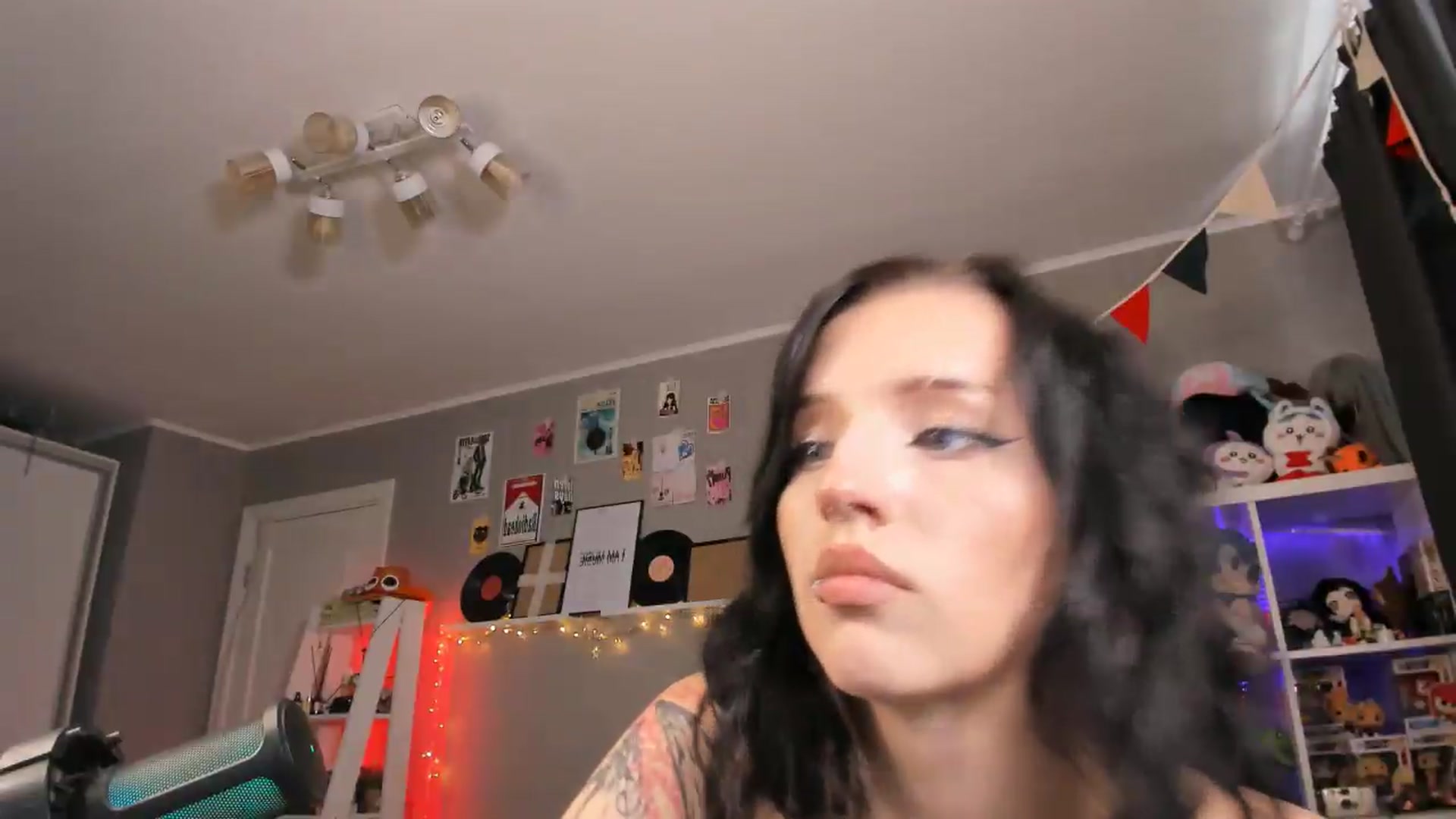 Gallery image thumbnail from Its_Nokia's myfreecams stream on, 06/22/2026, 10:05 image 15 of 20