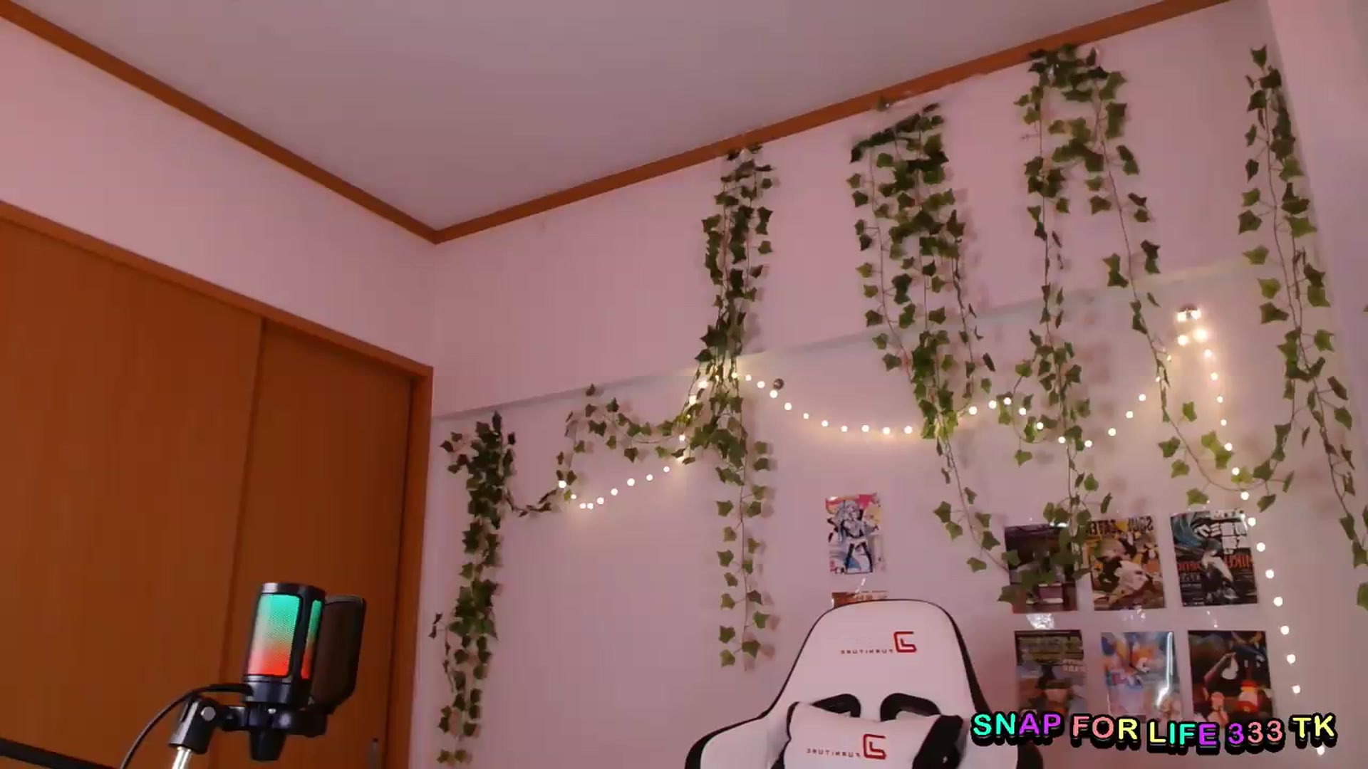 Gallery image thumbnail from Its_Nokia's myfreecams stream on, 07/06/2026, 08:08 image 7 of 20