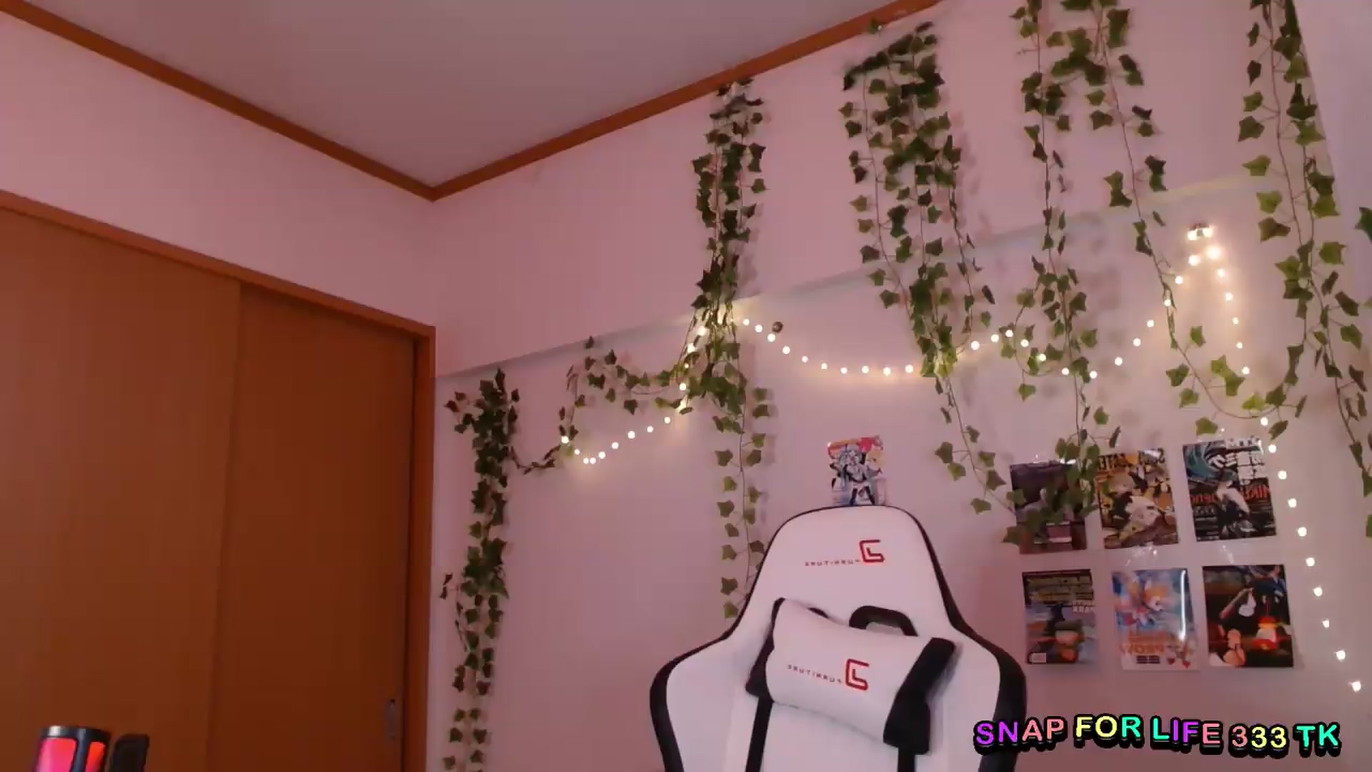 Gallery image thumbnail from Its_Nokia's myfreecams stream on, 07/09/2026, 10:00 image 12 of 20