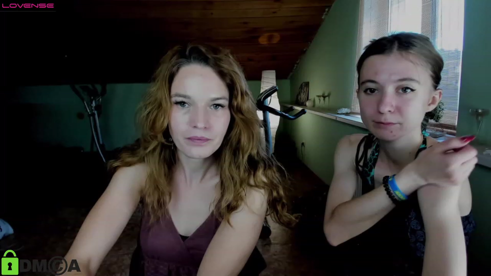 Gallery image thumbnail from Its_Sunshine's myfreecams stream on, 11/15/2022, 10:16 image 4 of 20