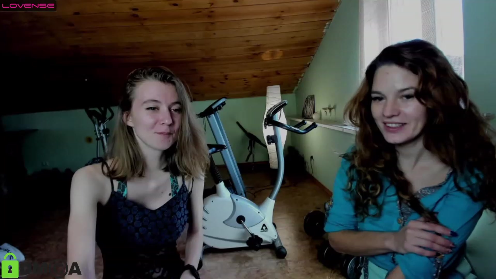 Gallery image thumbnail from Its_Sunshine's myfreecams stream on, 11/15/2022, 13:09 image 16 of 20