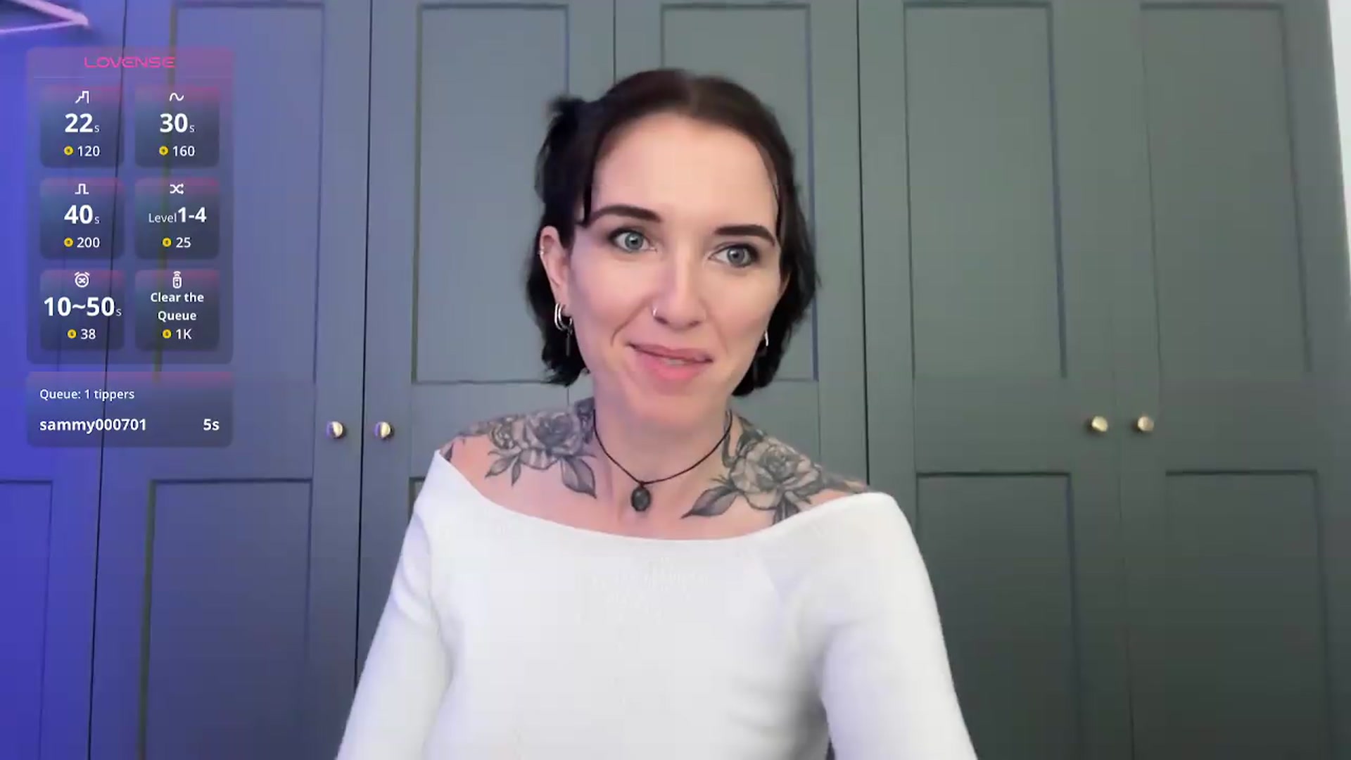Gallery image thumbnail from Its_Verity's myfreecams stream on, 09/05/2026, 16:15 image 4 of 20