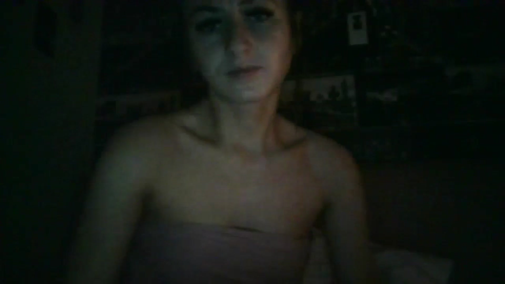 Gallery image thumbnail from Its_kyliee's myfreecams stream on, 08/14/2023, 02:29 image 8 of 20