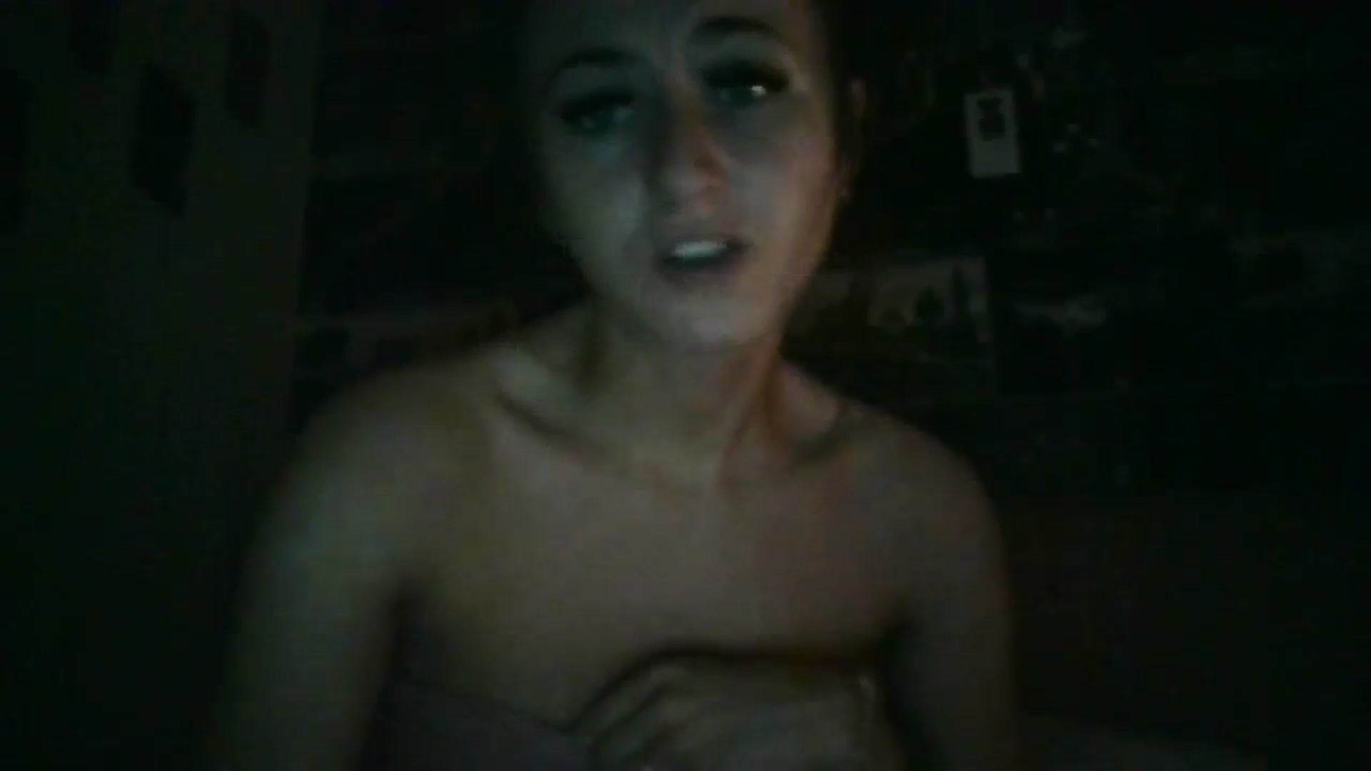 Gallery image thumbnail from Its_kyliee's myfreecams stream on, 08/14/2023, 02:29 image 11 of 20