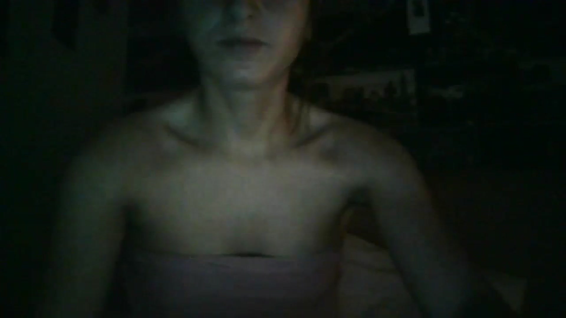 Gallery image thumbnail from Its_kyliee's myfreecams stream on, 08/14/2023, 02:29 image 10 of 20