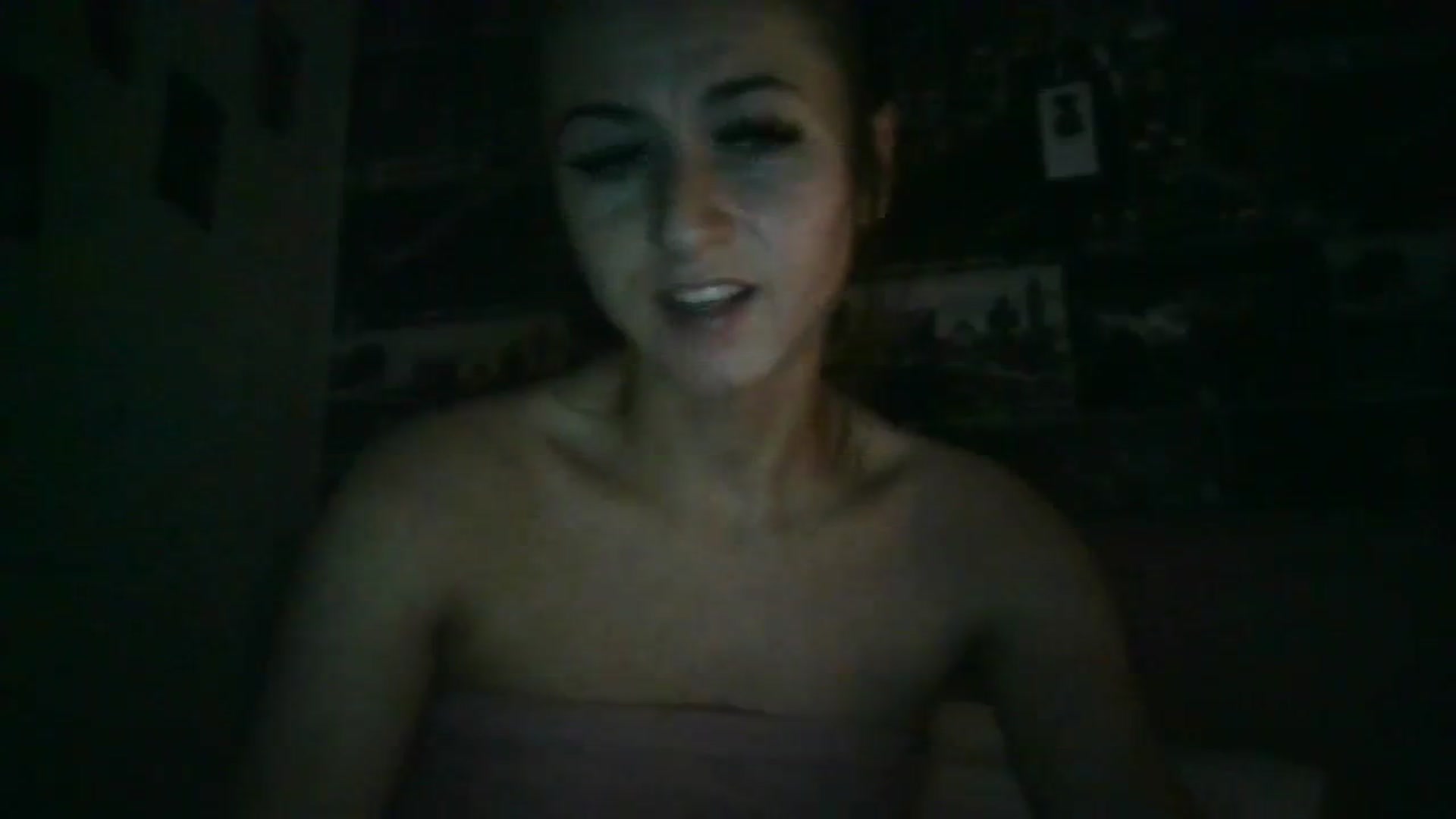Gallery image thumbnail from Its_kyliee's myfreecams stream on, 08/14/2023, 02:29 image 13 of 20