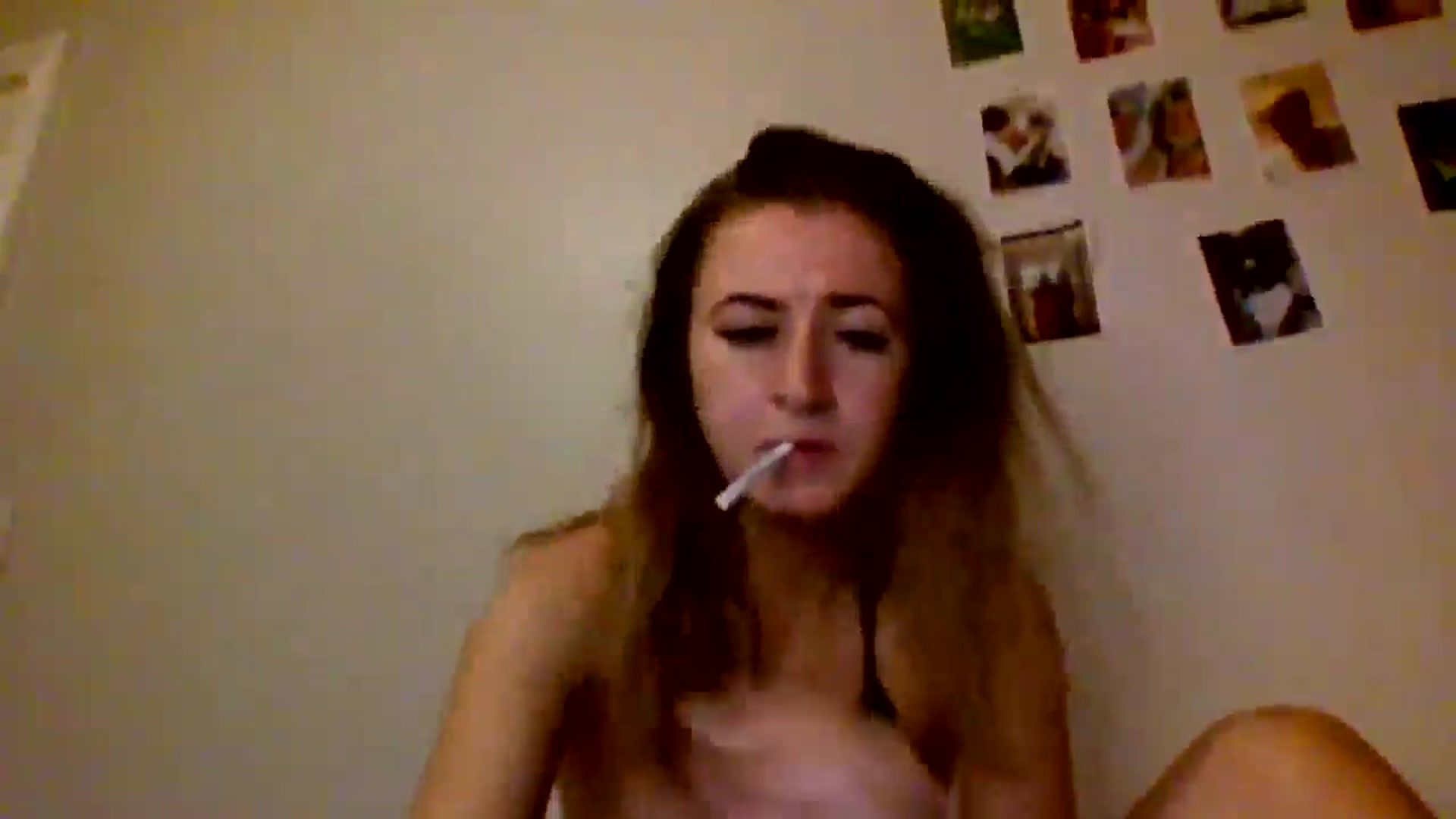Gallery image thumbnail from Its_kyliee's myfreecams stream on, 07/17/2025, 23:06 image 2 of 20