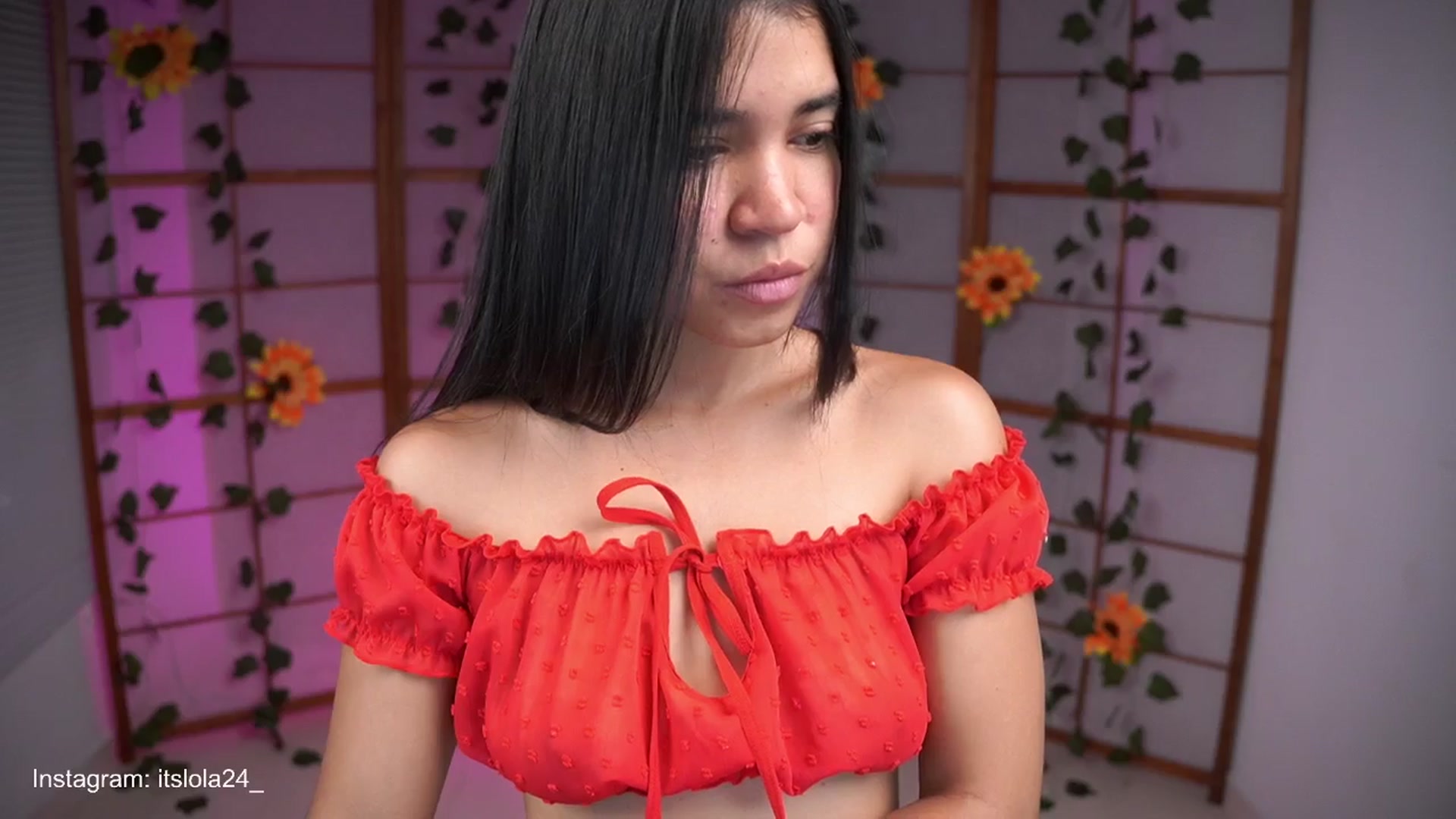Gallery image thumbnail from Its_lola's myfreecams stream on, 06/04/2025, 15:24 image 3 of 20