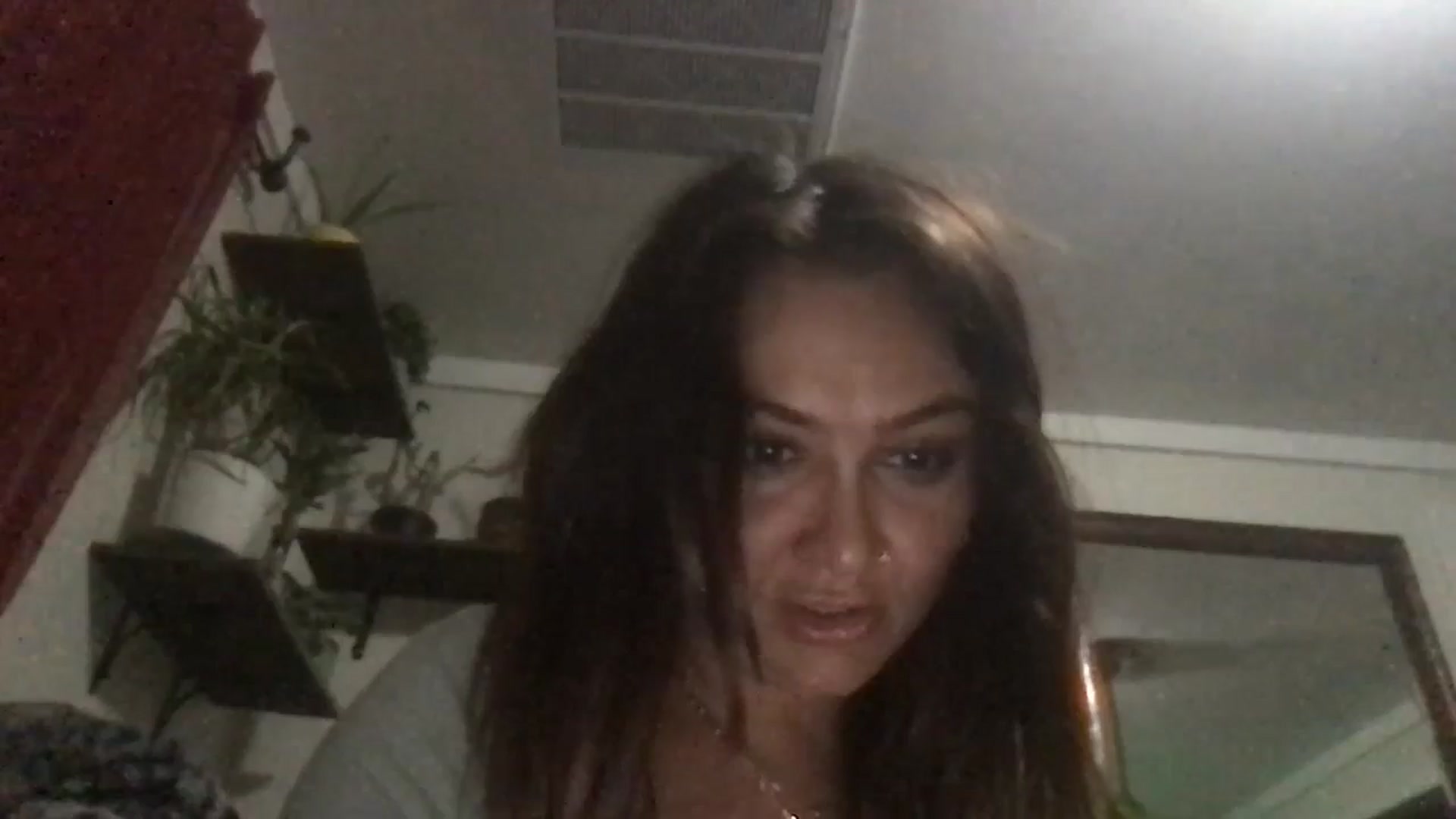 Gallery image thumbnail from Its_meee8's myfreecams stream on, 09/12/2024, 08:00 image 18 of 20