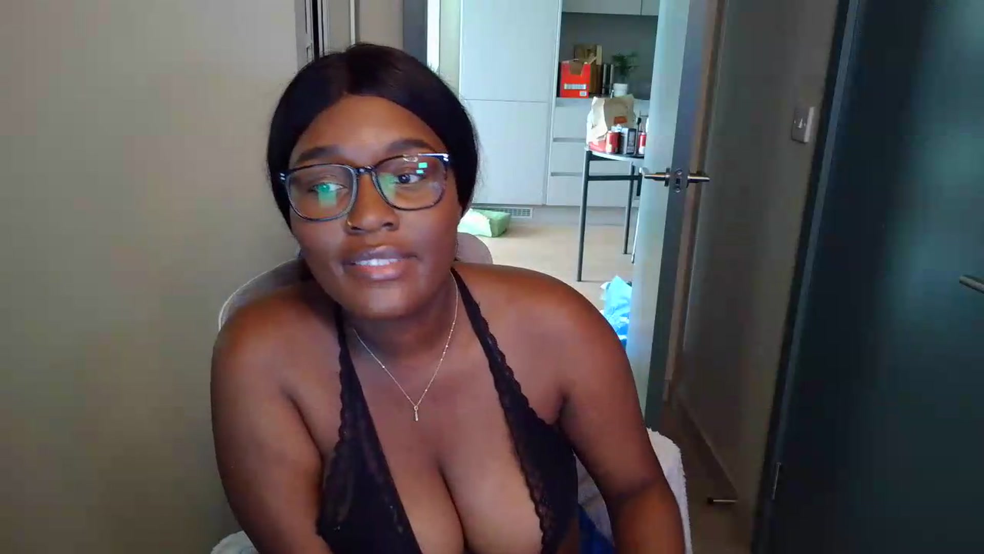 Gallery image thumbnail from Itsanna_b's myfreecams stream on, 07/02/2026, 09:18 image 10 of 20