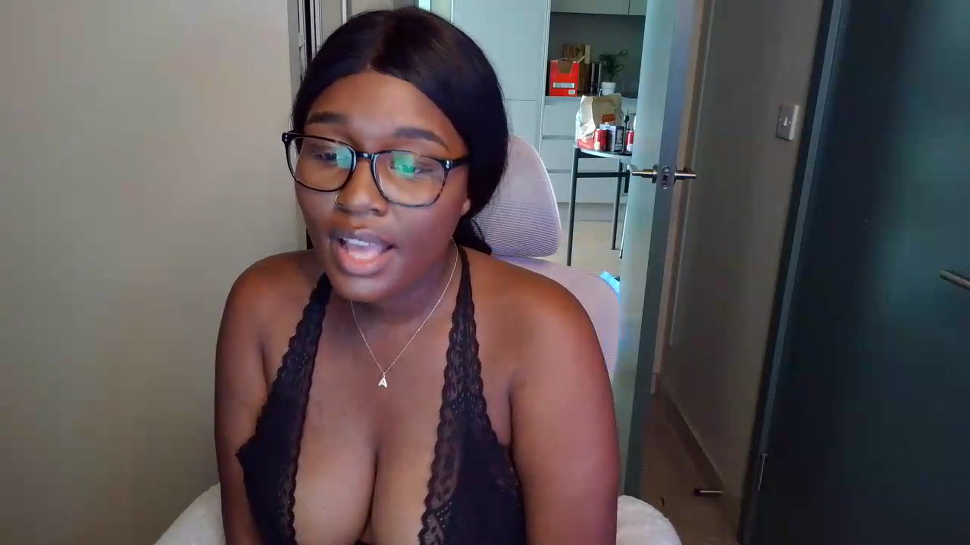 Gallery image thumbnail from Itsanna_b's myfreecams stream on, 07/02/2026, 12:31 image 10 of 20