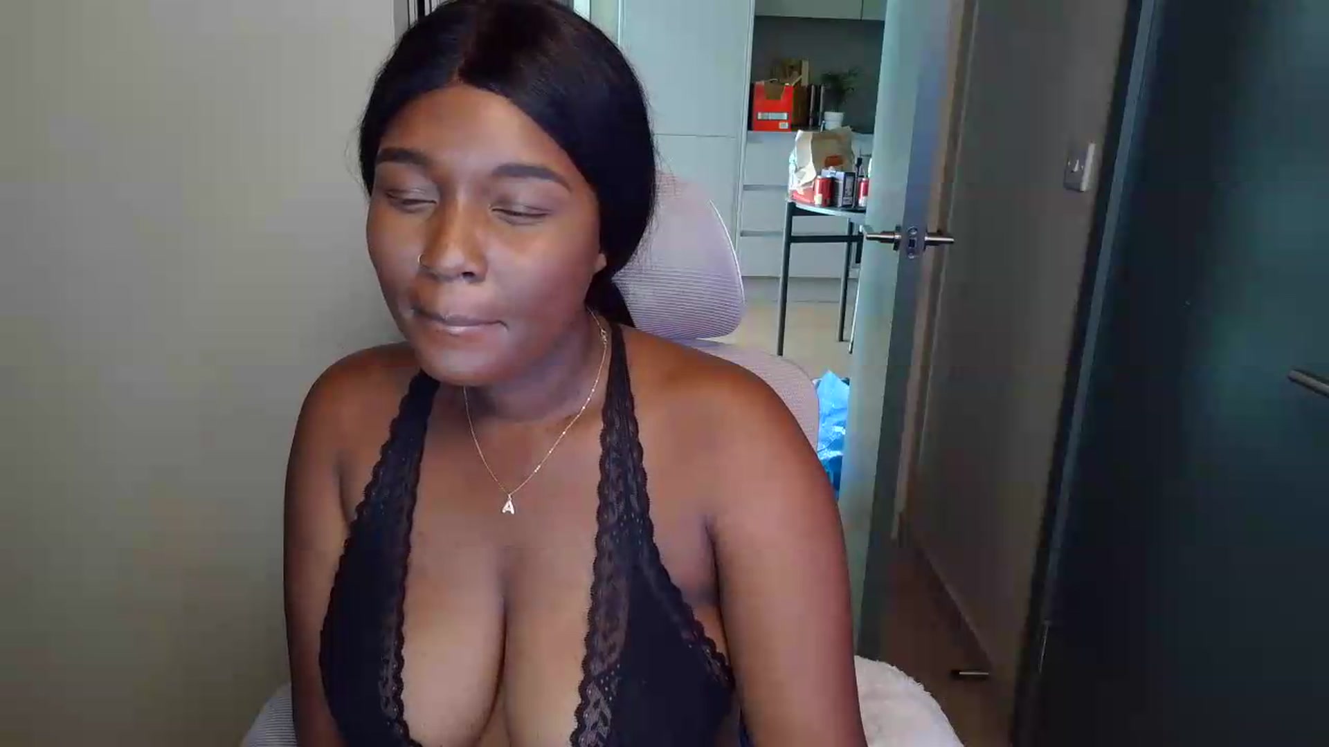 Gallery image thumbnail from Itsanna_b's myfreecams stream on, 07/02/2026, 12:31 image 15 of 20