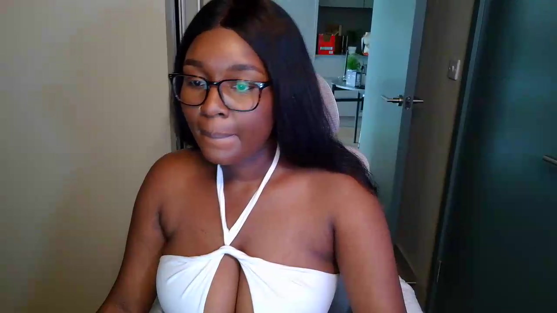Gallery image thumbnail from Itsanna_b's myfreecams stream on, 07/03/2026, 11:34 image 17 of 20