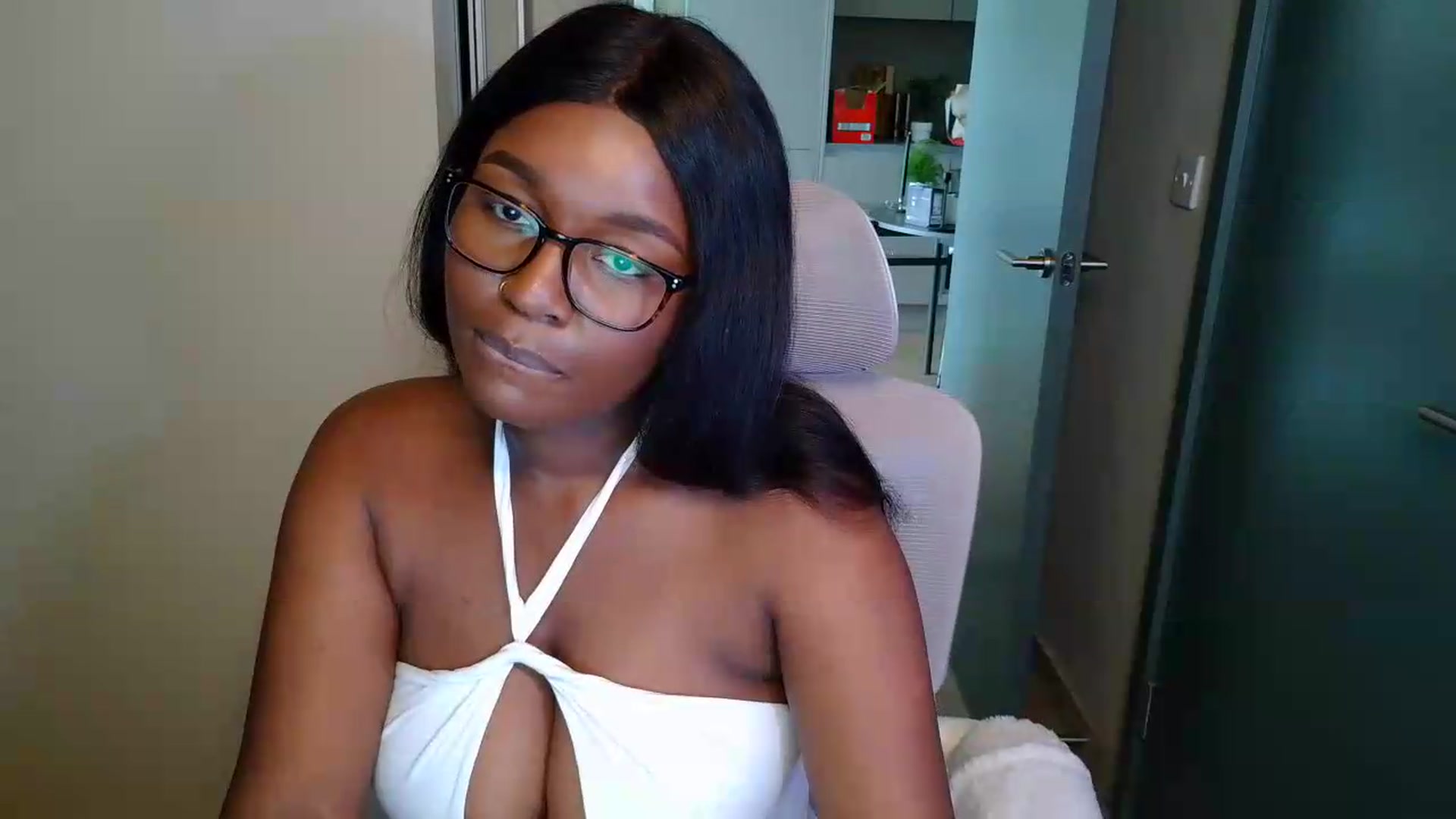 Gallery image thumbnail from Itsanna_b's myfreecams stream on, 07/03/2026, 11:34 image 19 of 20