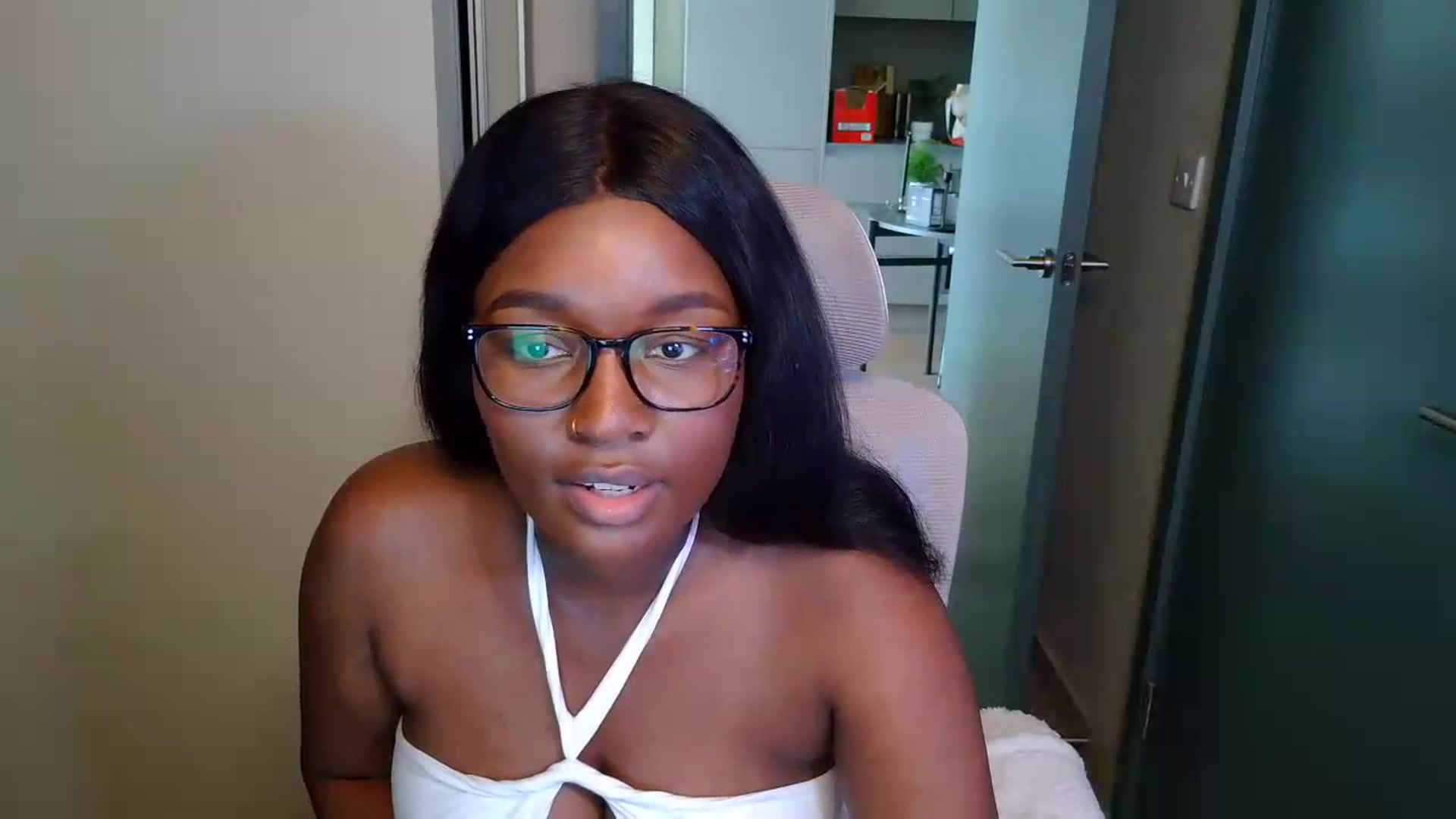Gallery image thumbnail from Itsanna_b's myfreecams stream on, 07/03/2026, 11:34 image 13 of 20