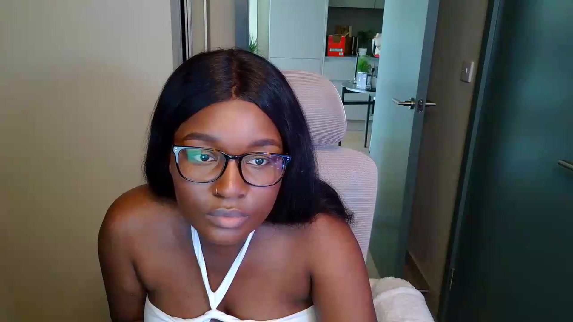 Gallery image thumbnail from Itsanna_b's myfreecams stream on, 07/03/2026, 11:34 image 12 of 20