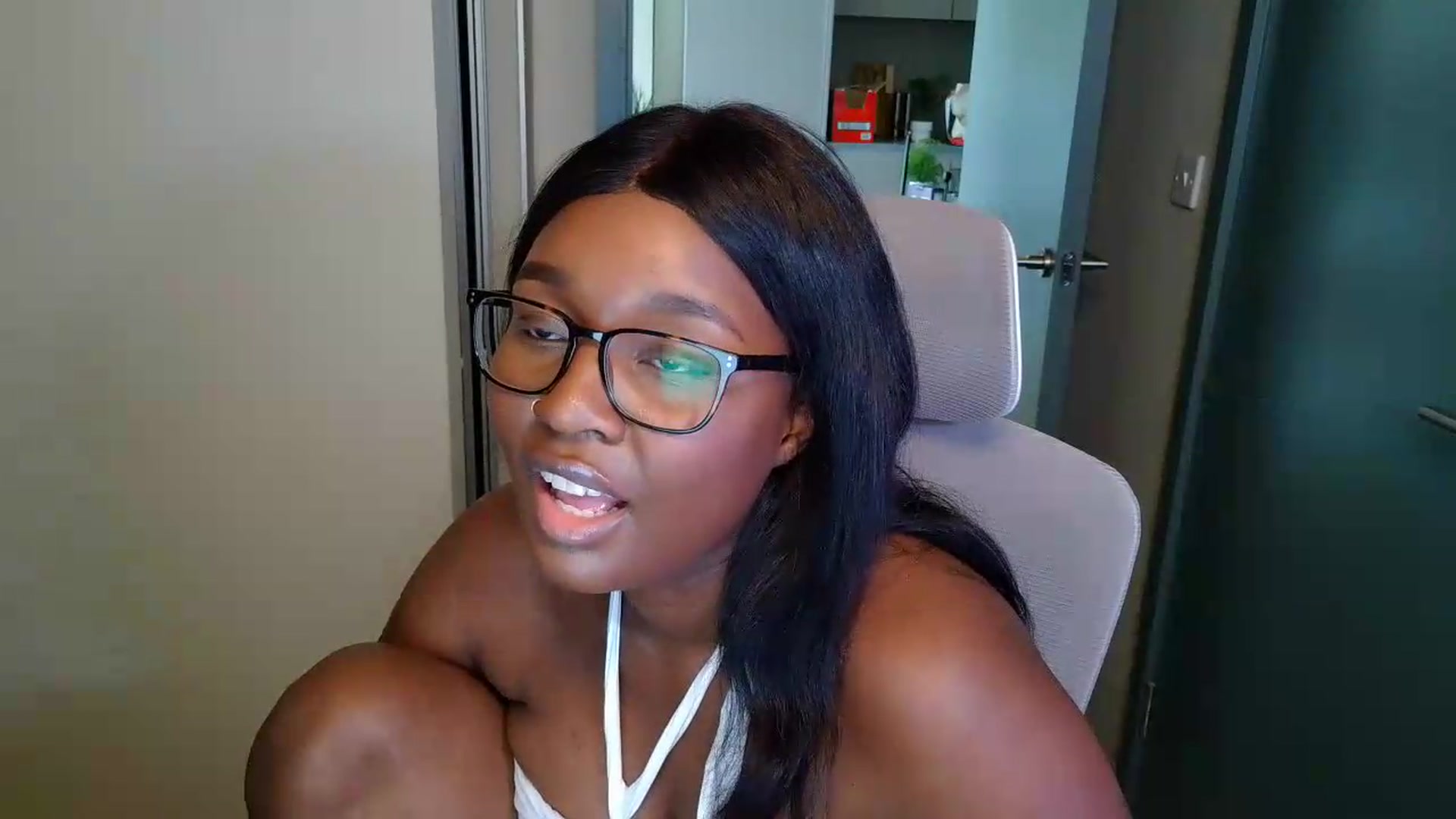 Gallery image thumbnail from Itsanna_b's myfreecams stream on, 07/03/2026, 12:26 image 14 of 20