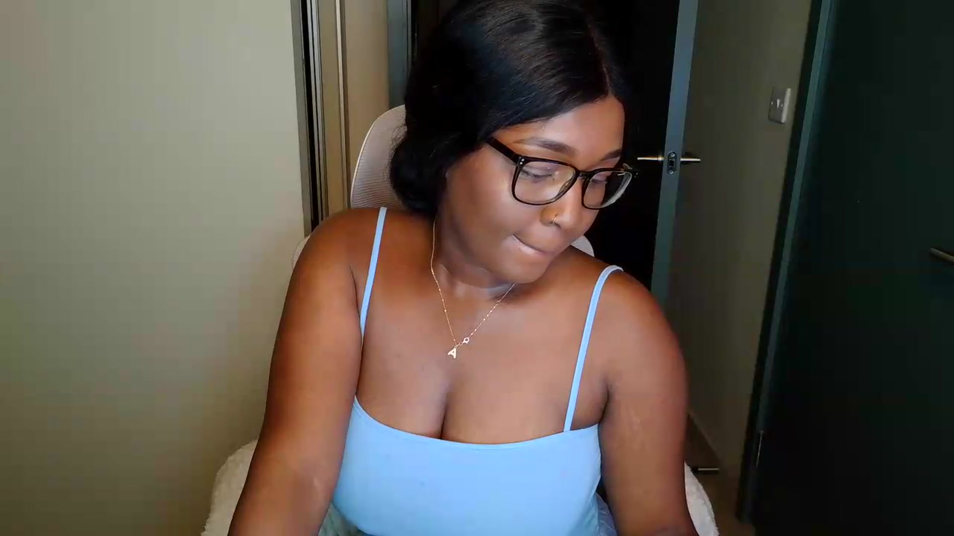 Gallery image thumbnail from Itsanna_b's myfreecams stream on, 07/06/2026, 23:28 image 20 of 20