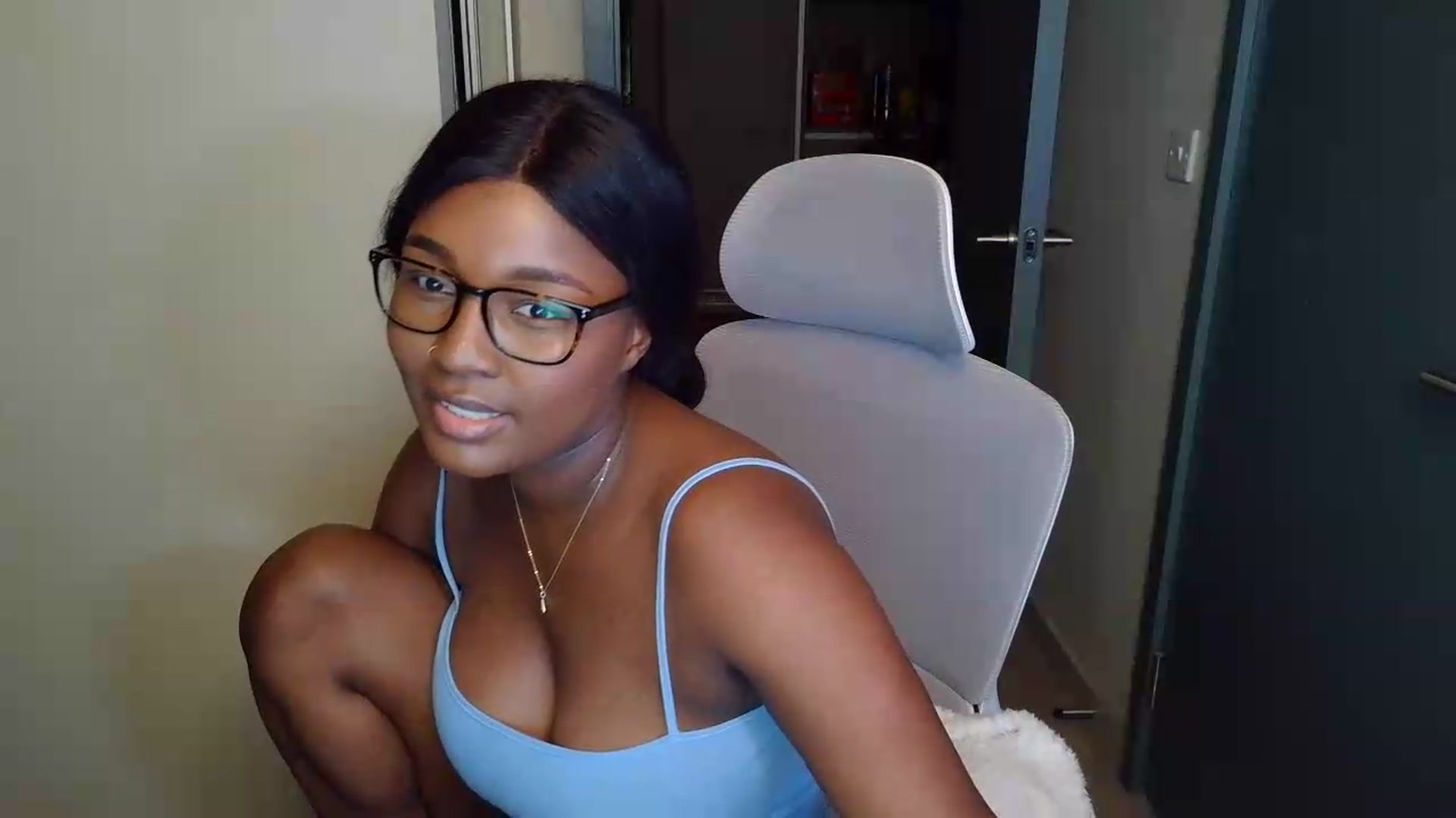 Gallery image thumbnail from Itsanna_b's myfreecams stream on, 07/07/2026, 02:50 image 7 of 20
