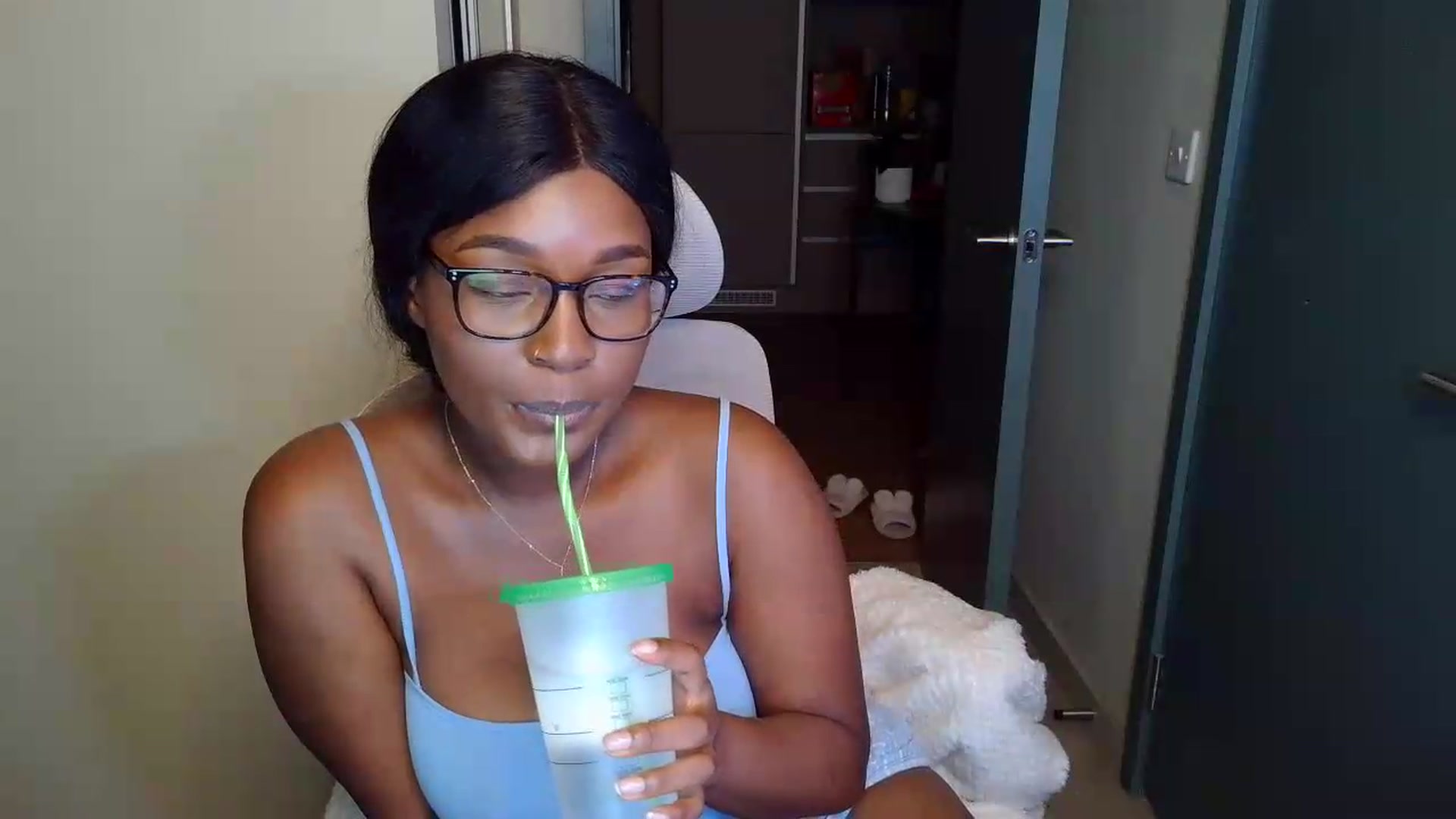 Gallery image thumbnail from Itsanna_b's myfreecams stream on, 07/07/2026, 02:50 image 18 of 20