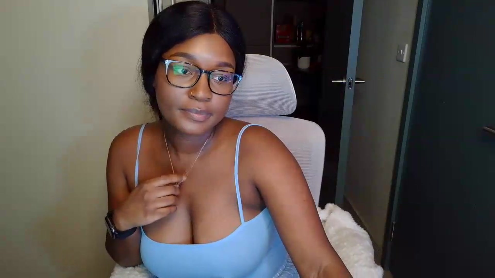 Gallery image thumbnail from Itsanna_b's myfreecams stream on, 07/07/2026, 02:50 image 3 of 20