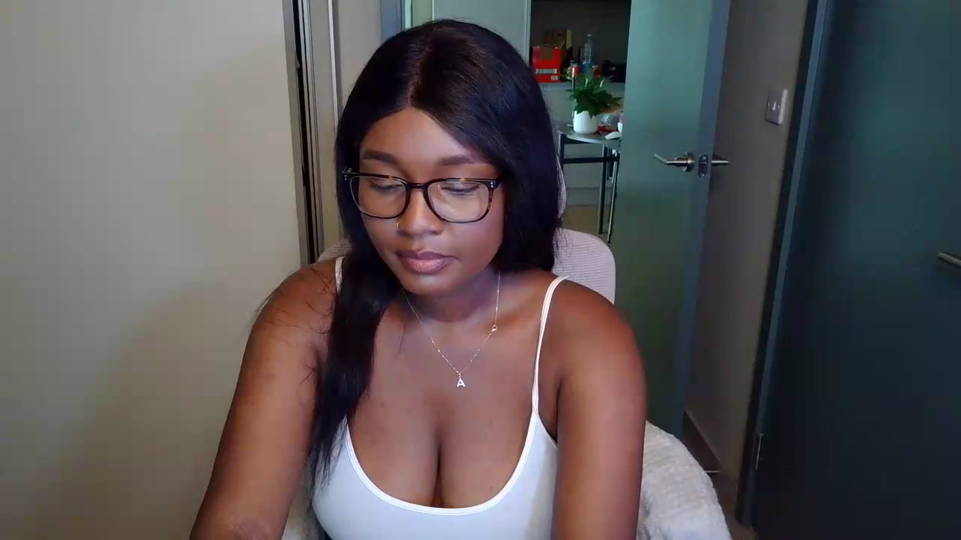 Gallery image thumbnail from Itsanna_b's myfreecams stream on, 07/09/2026, 09:39 image 15 of 20