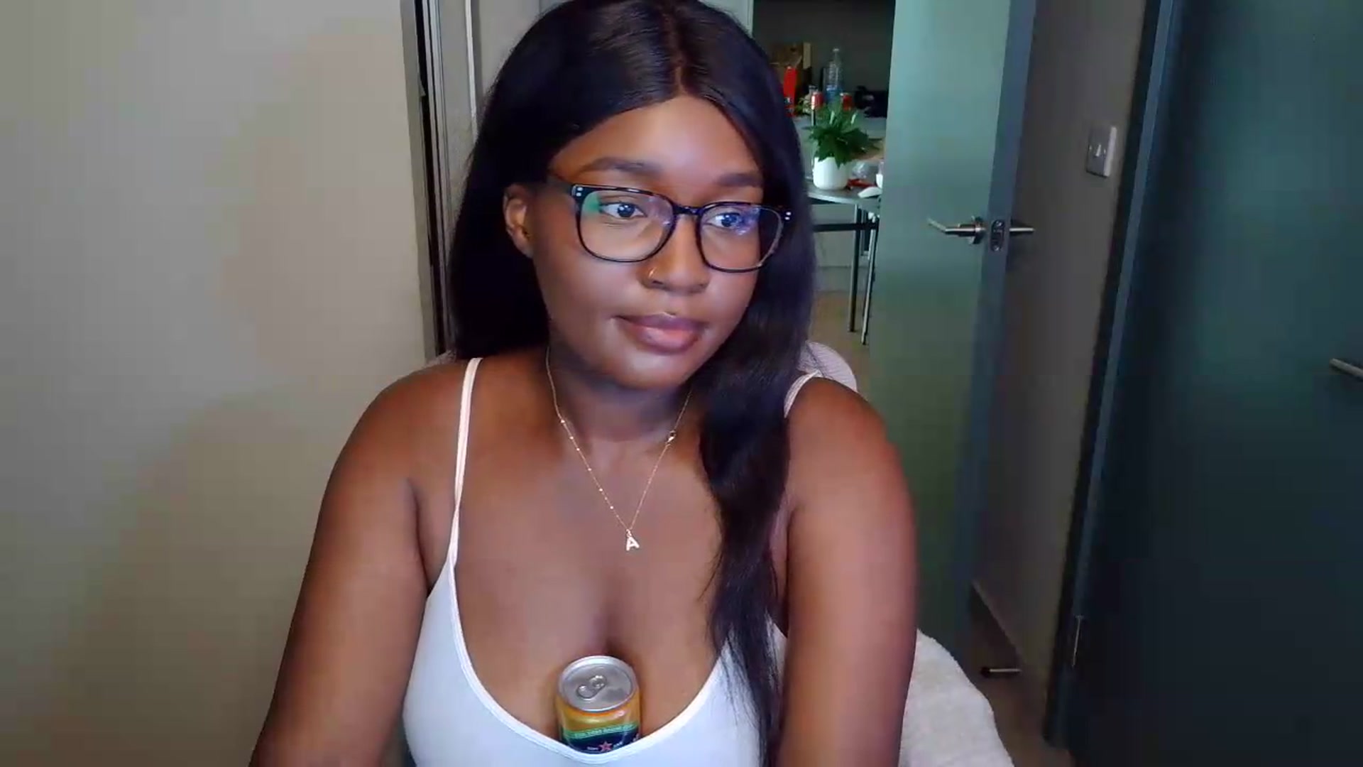 Gallery image thumbnail from Itsanna_b's myfreecams stream on, 07/09/2026, 09:39 image 7 of 20