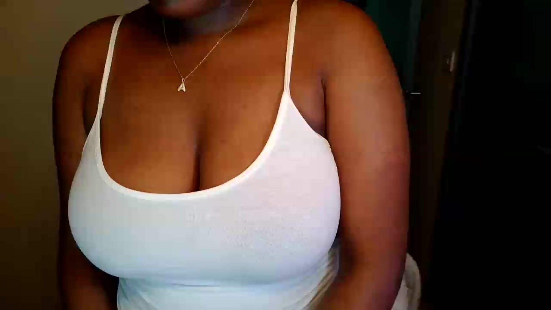 Gallery image thumbnail from Itsanna_b's myfreecams stream on, 07/09/2026, 11:36 image 6 of 20
