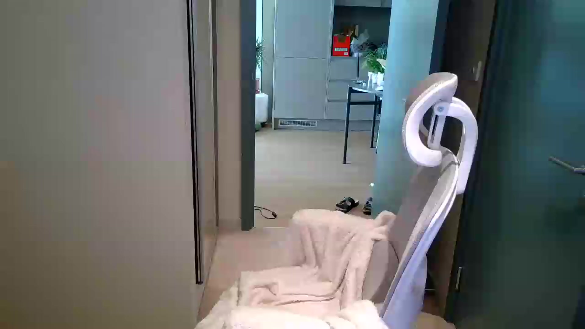 Gallery image thumbnail from Itsanna_b's myfreecams stream on, 07/10/2026, 09:51 image 10 of 20