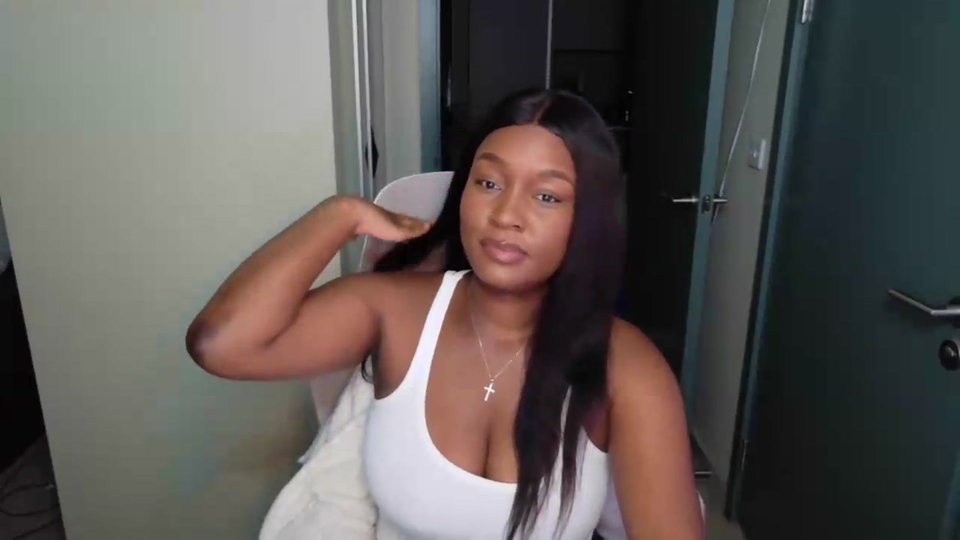 Gallery image thumbnail from Itsanna_b's myfreecams stream on, 07/29/2026, 02:01 image 6 of 20