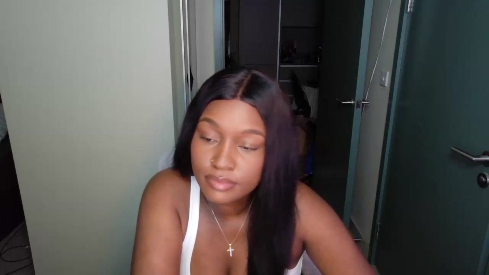 Gallery image thumbnail from Itsanna_b's myfreecams stream on, 07/29/2026, 02:01 image 3 of 20