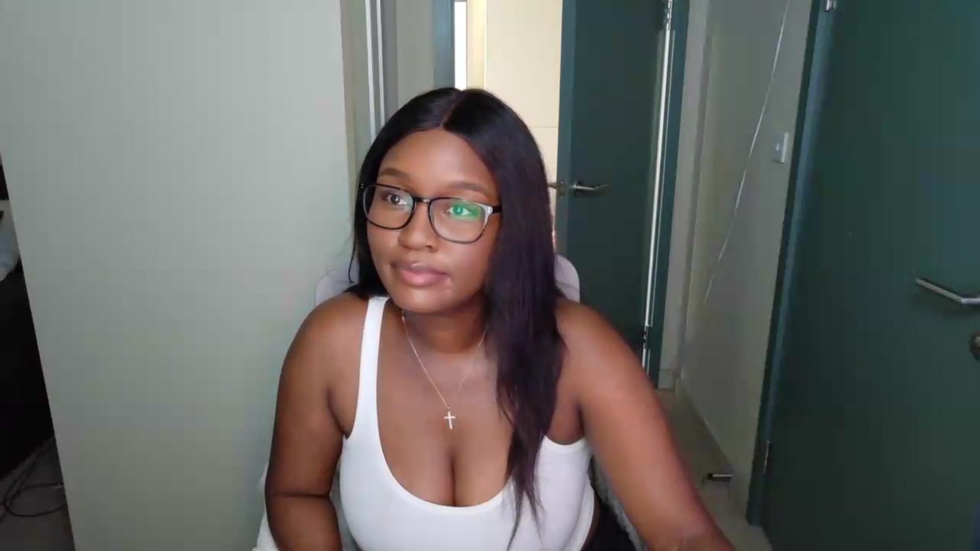 Gallery image thumbnail from Itsanna_b's myfreecams stream on, 07/29/2026, 10:01 image 4 of 20
