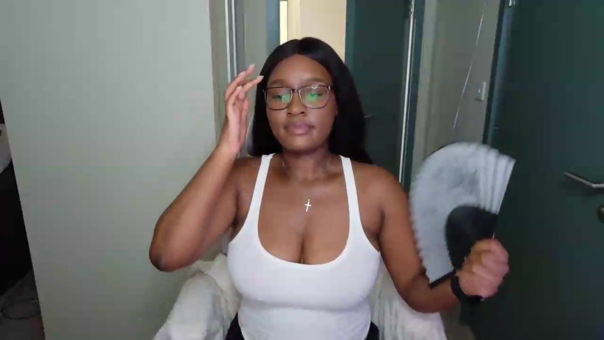 Gallery image thumbnail from Itsanna_b's myfreecams stream on, 07/29/2026, 10:01 image 9 of 20