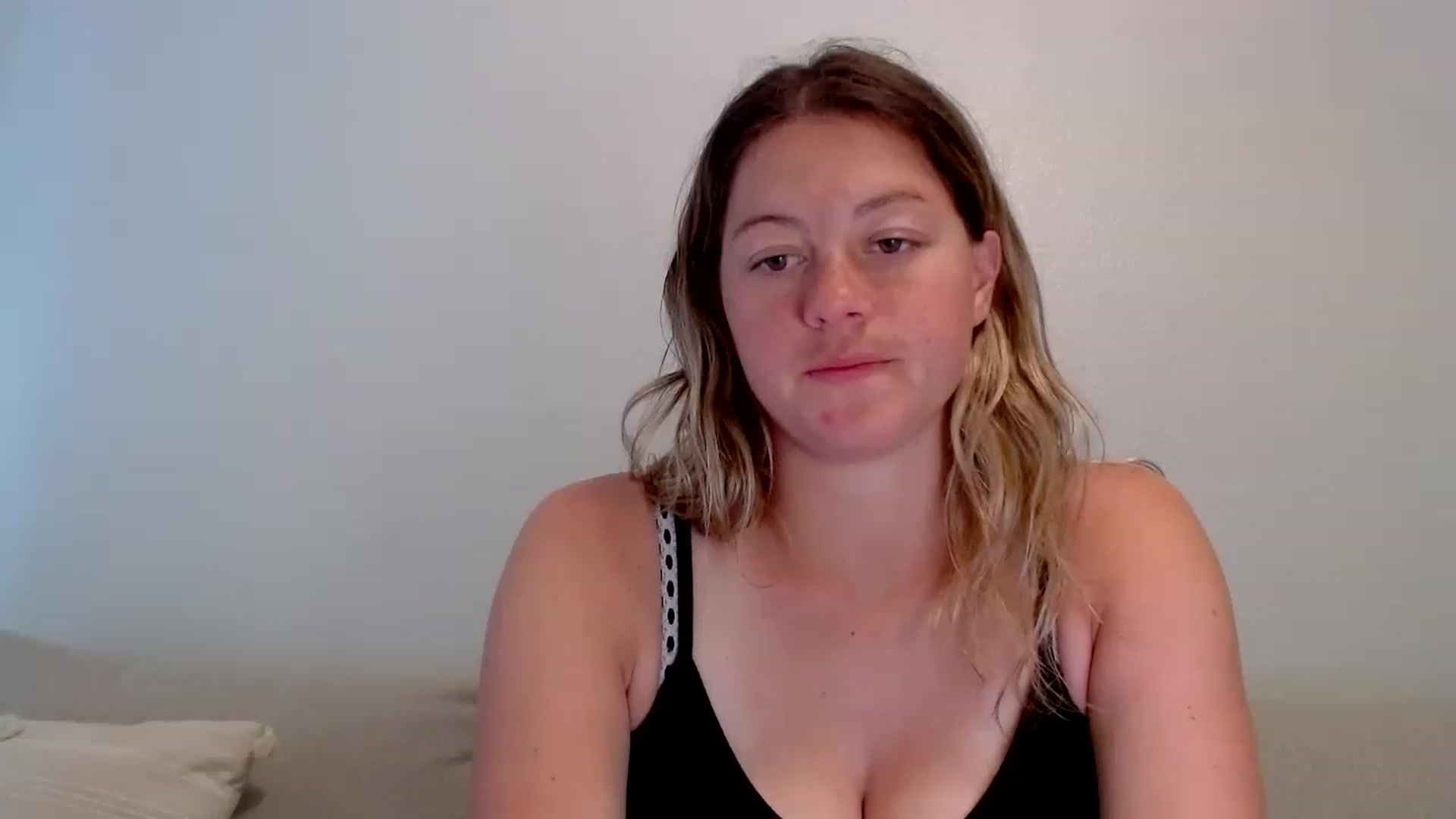 Gallery image thumbnail from Itsbecca's myfreecams stream on, 03/11/2023, 21:53 image 14 of 20