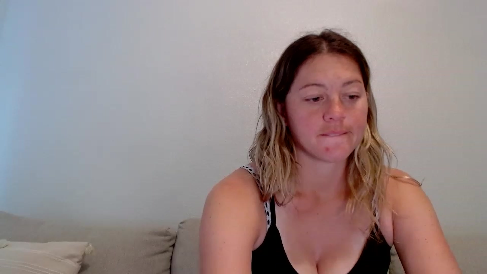 Gallery image thumbnail from Itsbecca's myfreecams stream on, 03/11/2023, 21:53 image 19 of 20