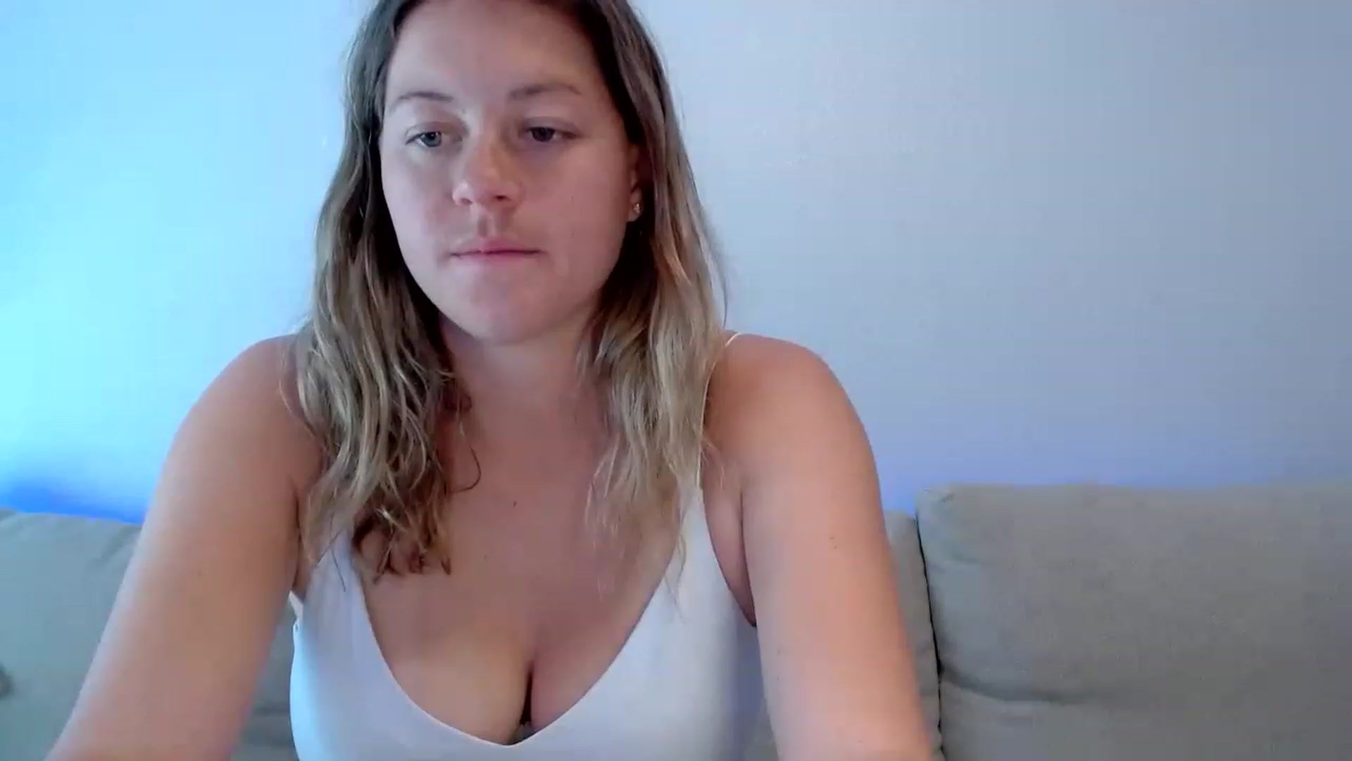 Gallery image thumbnail from Itsbecca's myfreecams stream on, 03/12/2023, 22:26 image 9 of 20