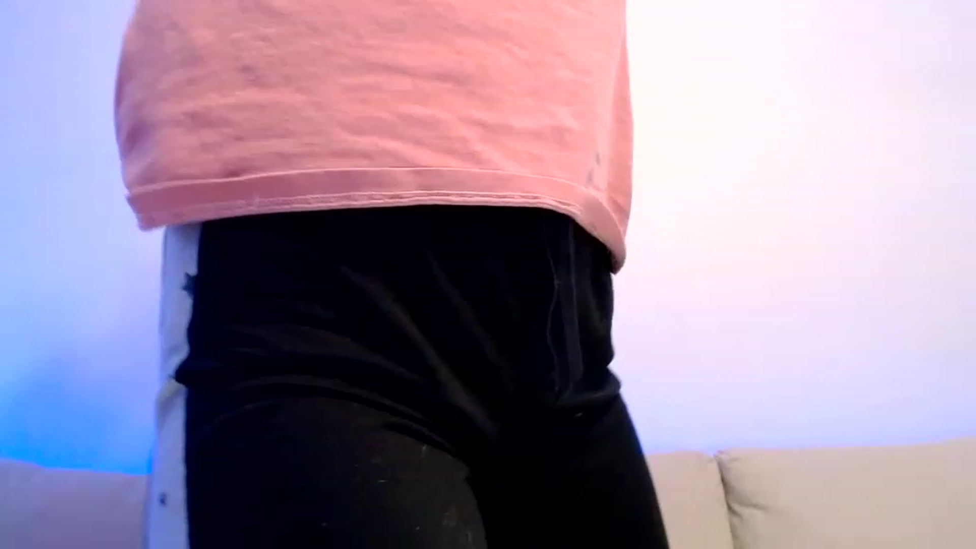 Gallery image thumbnail from Itsbecca's myfreecams stream on, 03/13/2023, 04:20 image 1 of 20
