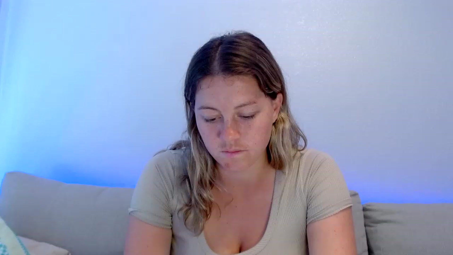 Gallery image thumbnail from Itsbecca's myfreecams stream on, 03/16/2023, 23:48 image 13 of 20