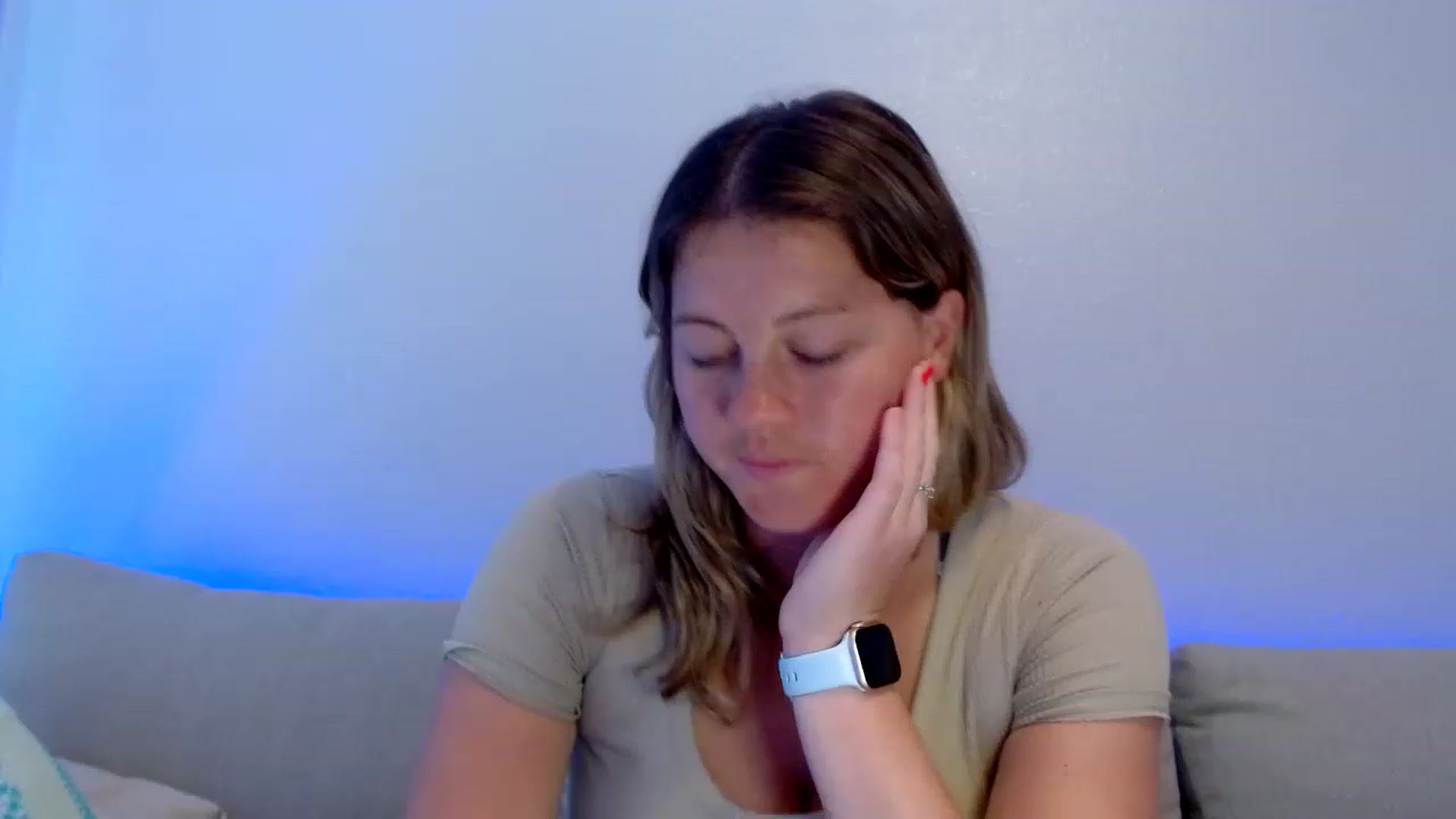 Gallery image thumbnail from Itsbecca's myfreecams stream on, 03/16/2023, 23:48 image 5 of 20