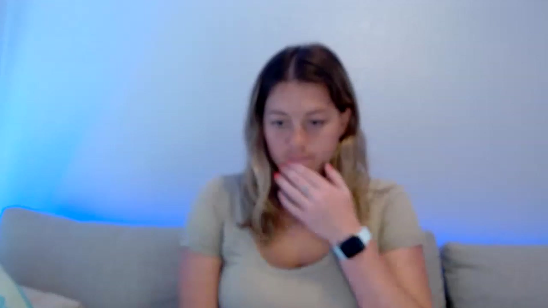 Gallery image thumbnail from Itsbecca's myfreecams stream on, 03/16/2023, 23:48 image 17 of 20